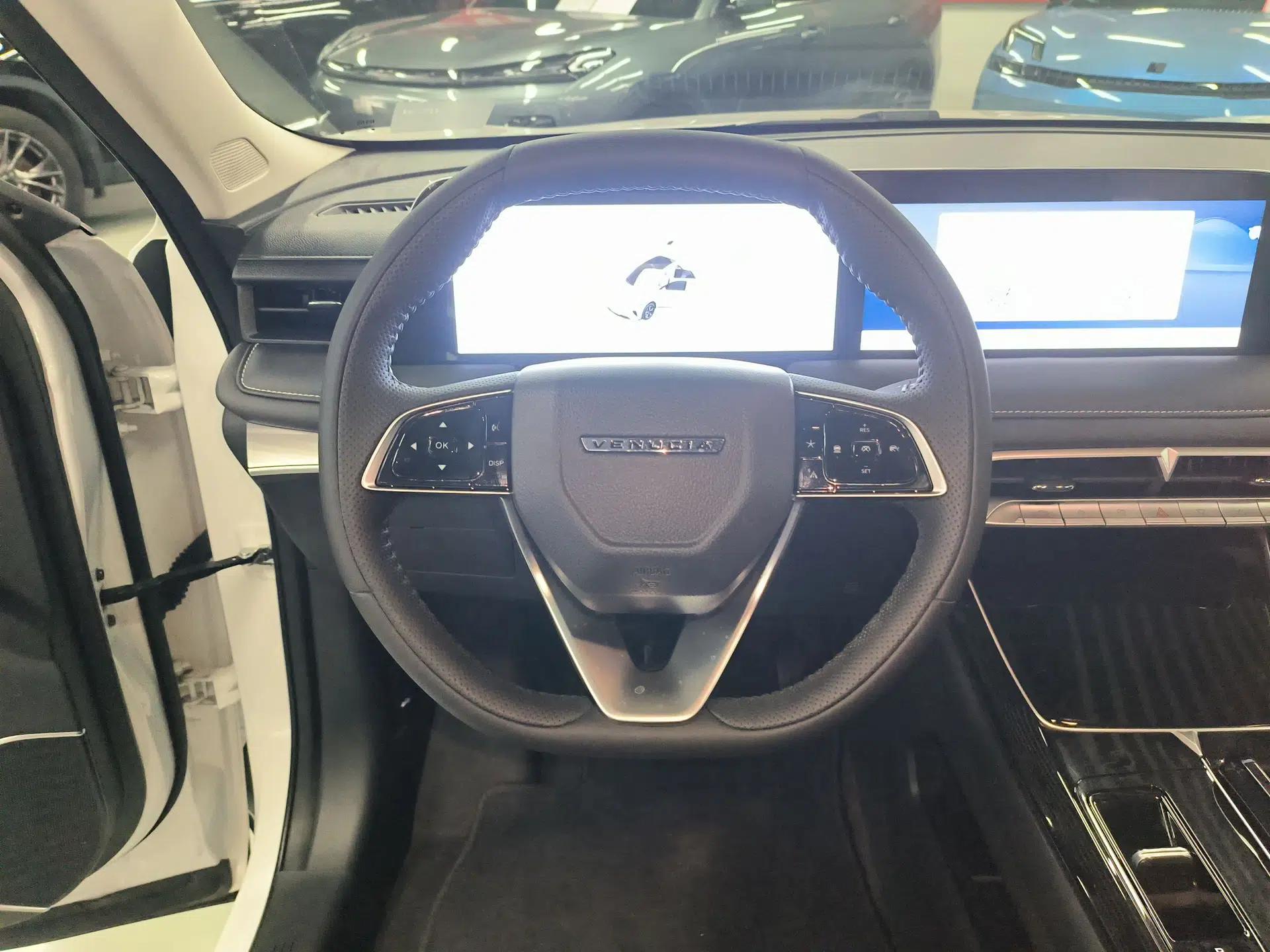 Venucia V DD-i 2025 Orca 150km Joyful Journey Edition — миниатюра 14
