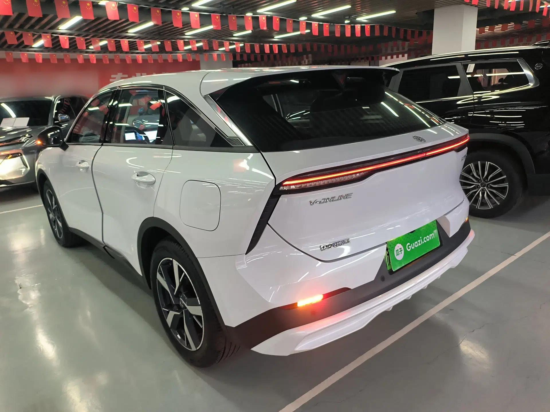 Venucia V DD-i 2025 Orca 150km Joyful Journey Edition — миниатюра 4