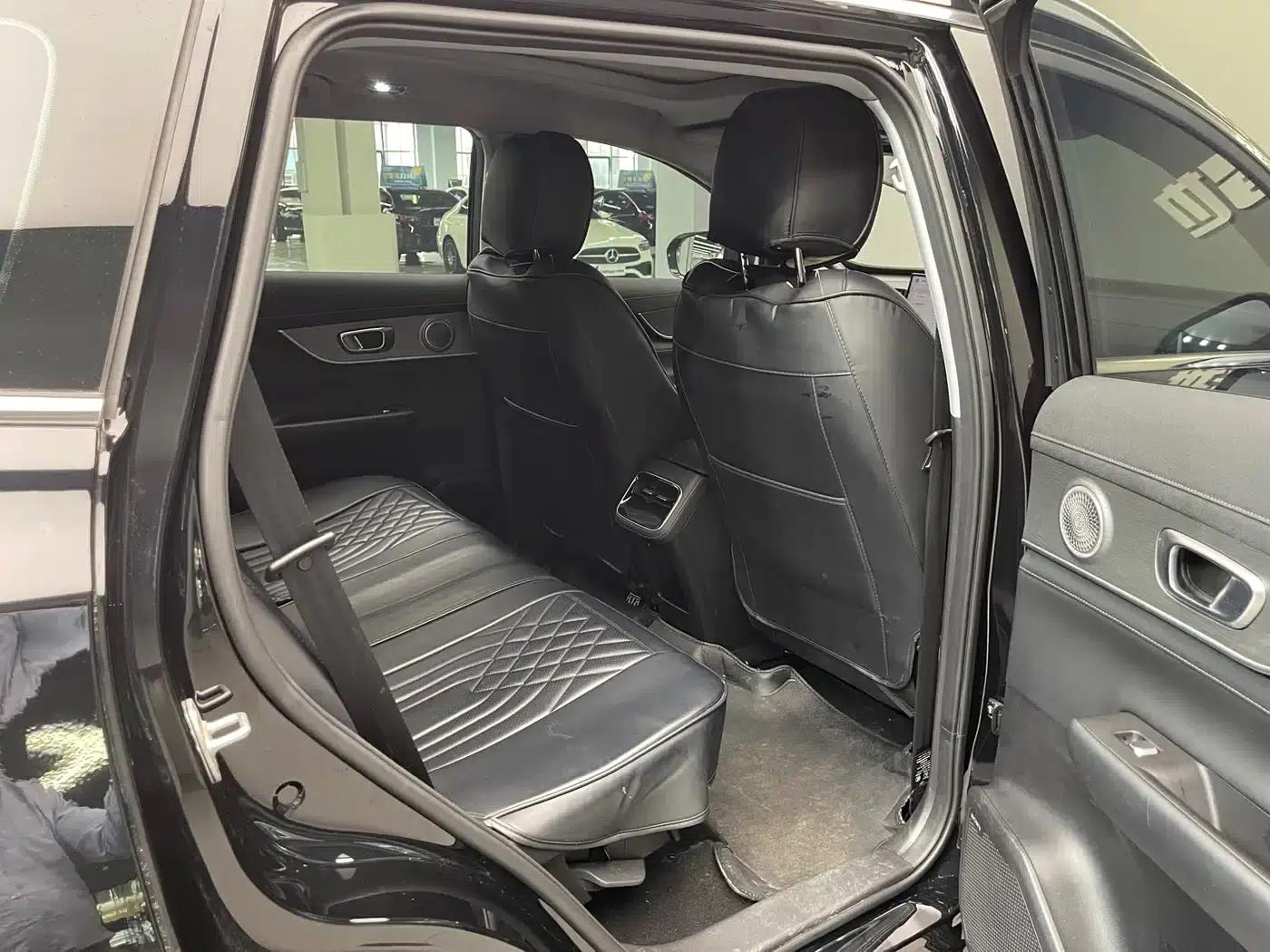 Fengyun T8 2025 1.5T 130km Comfort Edition 5-seater — миниатюра 12