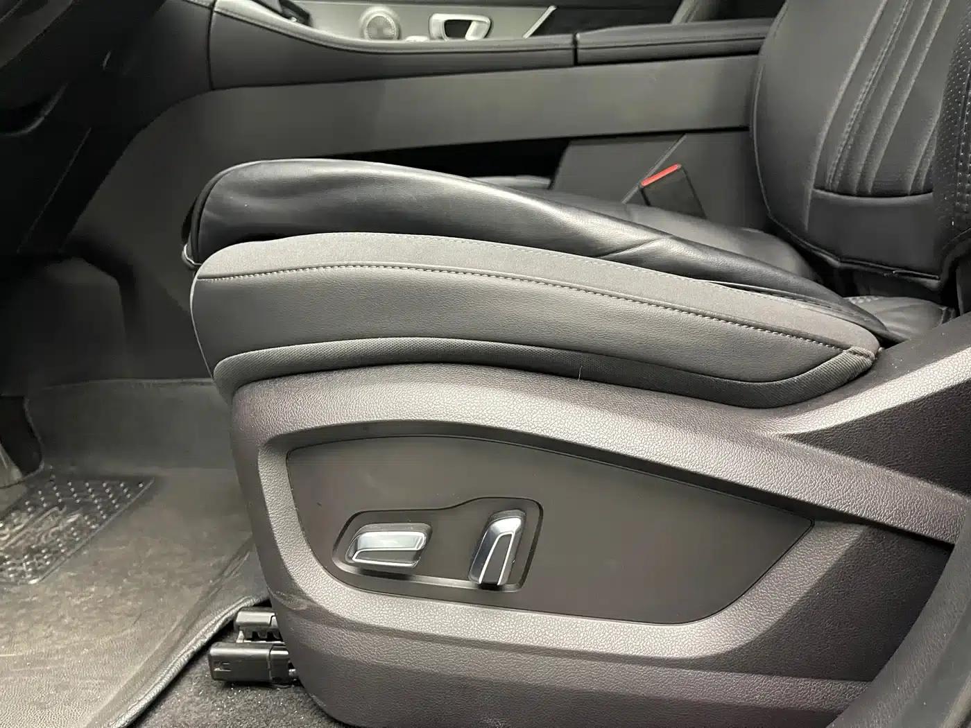 Fengyun T8 2025 1.5T 130km Comfort Edition 5-seater — миниатюра 19