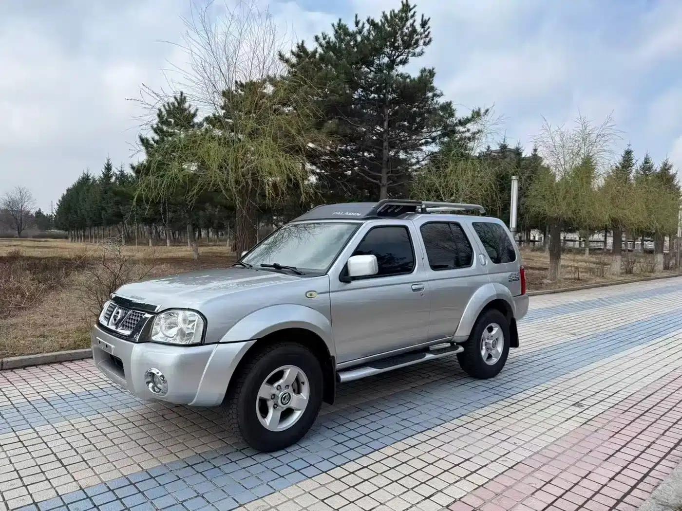 Nissan Paladin 2013 2.4L 4WD Standard Edition (China IV Emission Standard) — миниатюра 2