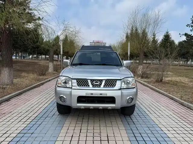 Nissan Paladin 2013 2.4L 4WD Standard Edition (China IV Emission Standard)