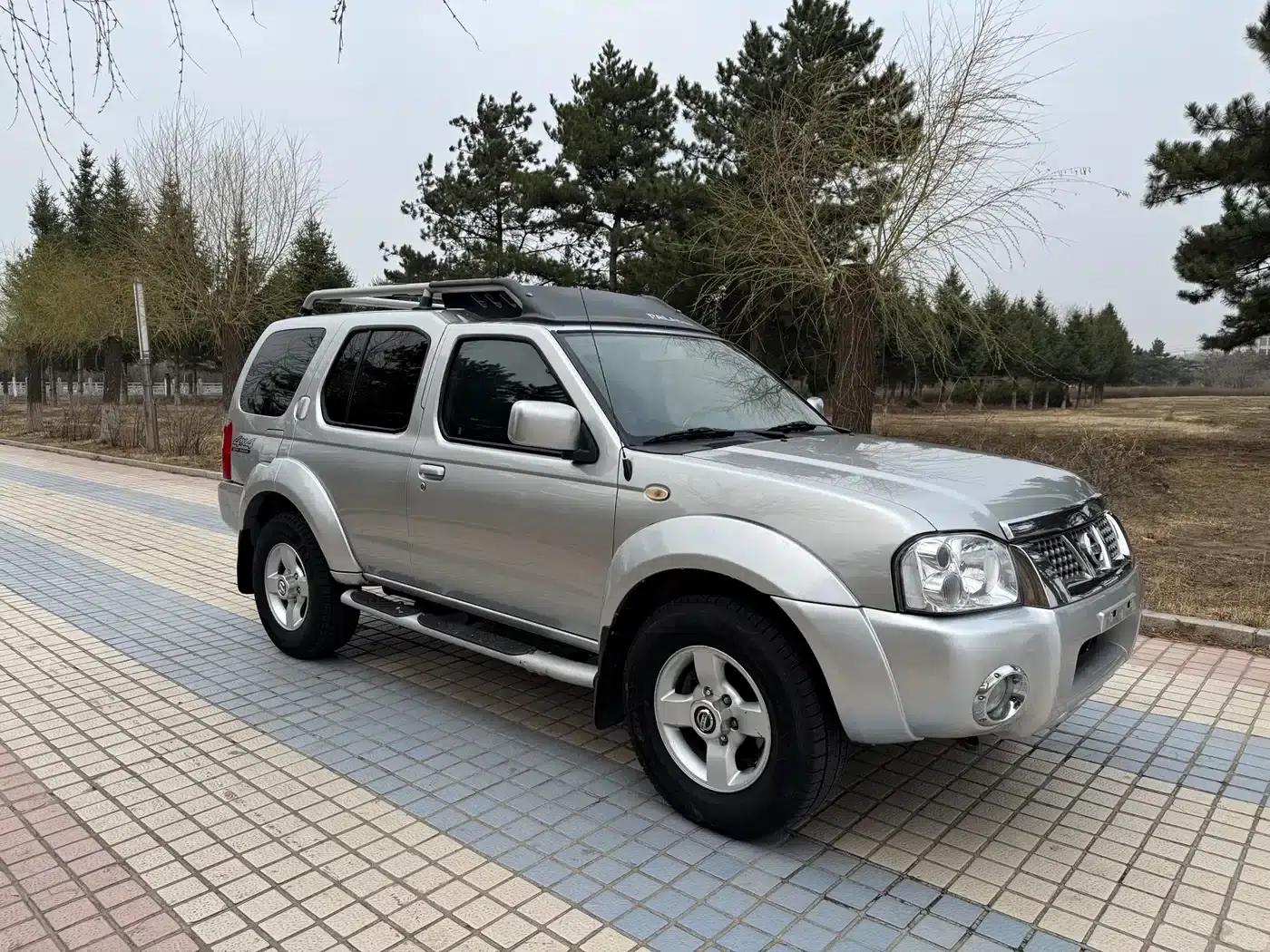 Nissan Paladin 2013 2.4L 4WD Standard Edition (China IV Emission Standard) — миниатюра 3