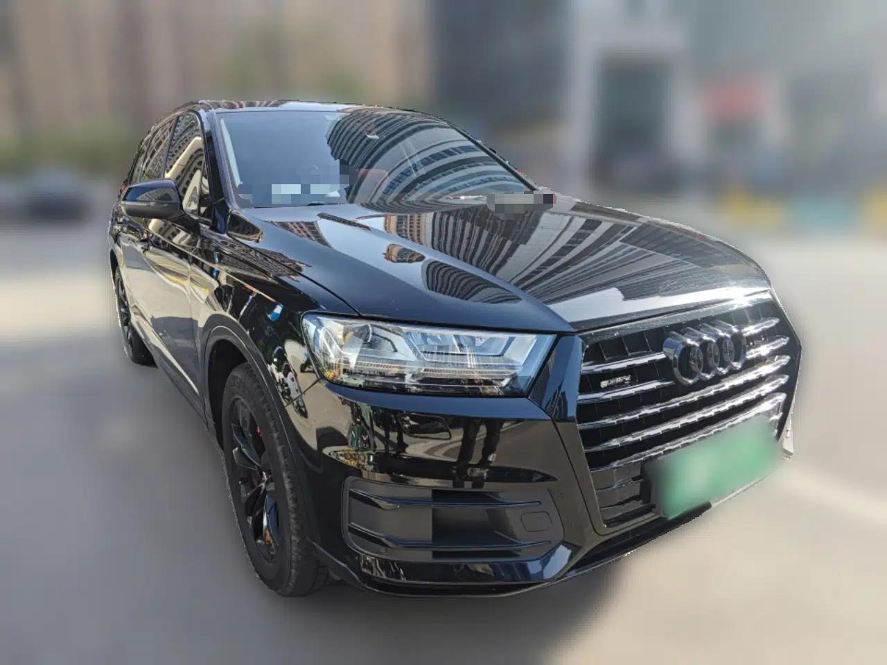 Audi Q7  — миниатюра 3