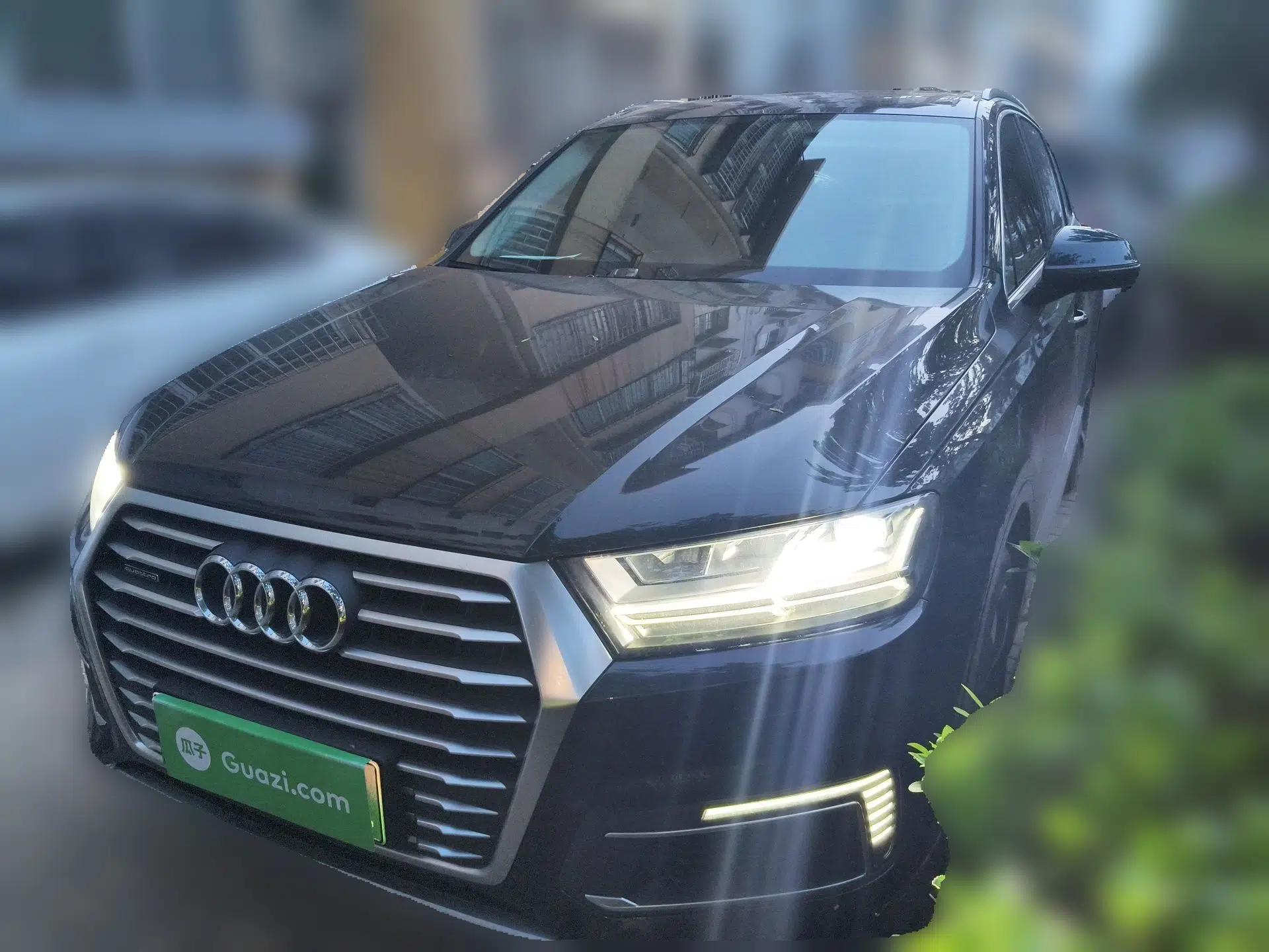 Audi Q7 New Energy 2019 55 e-tron — миниатюра 1