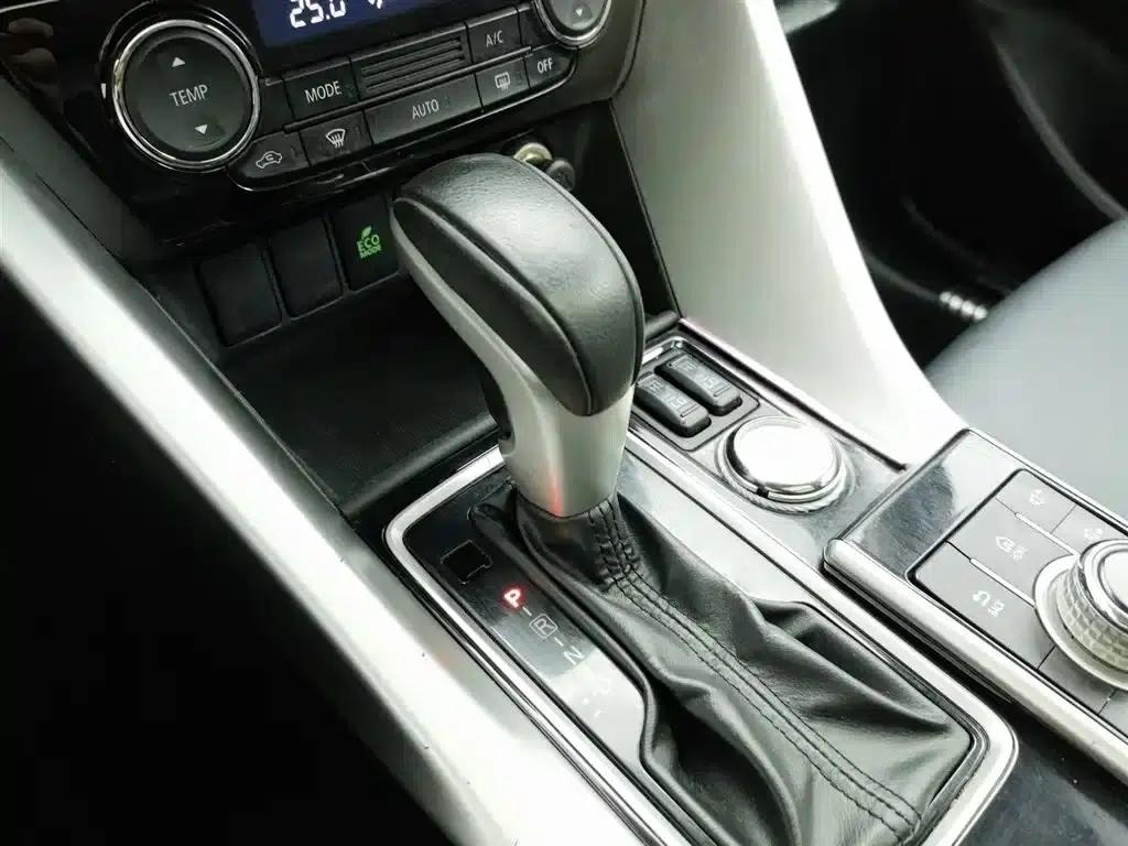 Eclipse Cross 2018 1.5T CVT 2WD Dream Edition — миниатюра 13