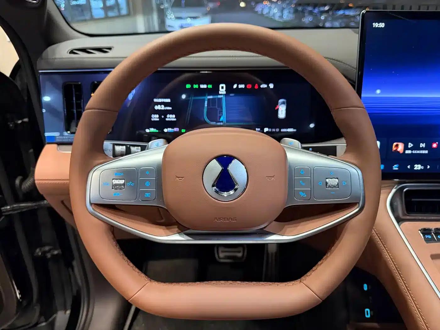 Denza N8L 2025 Premium Edition — миниатюра 10