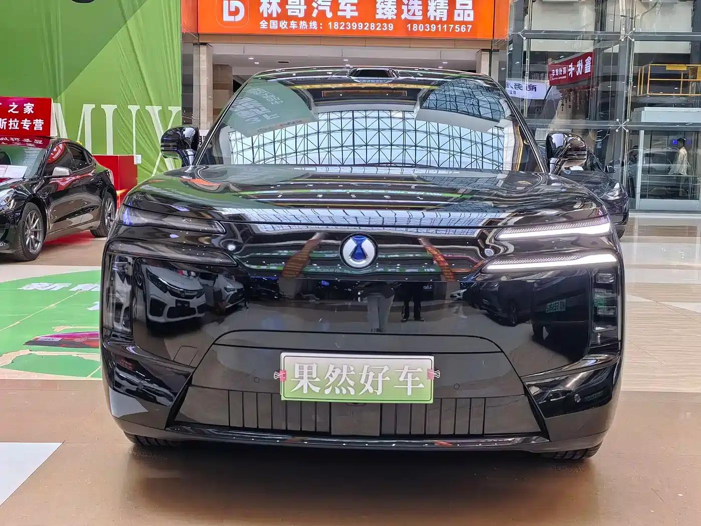 Denza N8L 2025 Flagship Edition — миниатюра 2