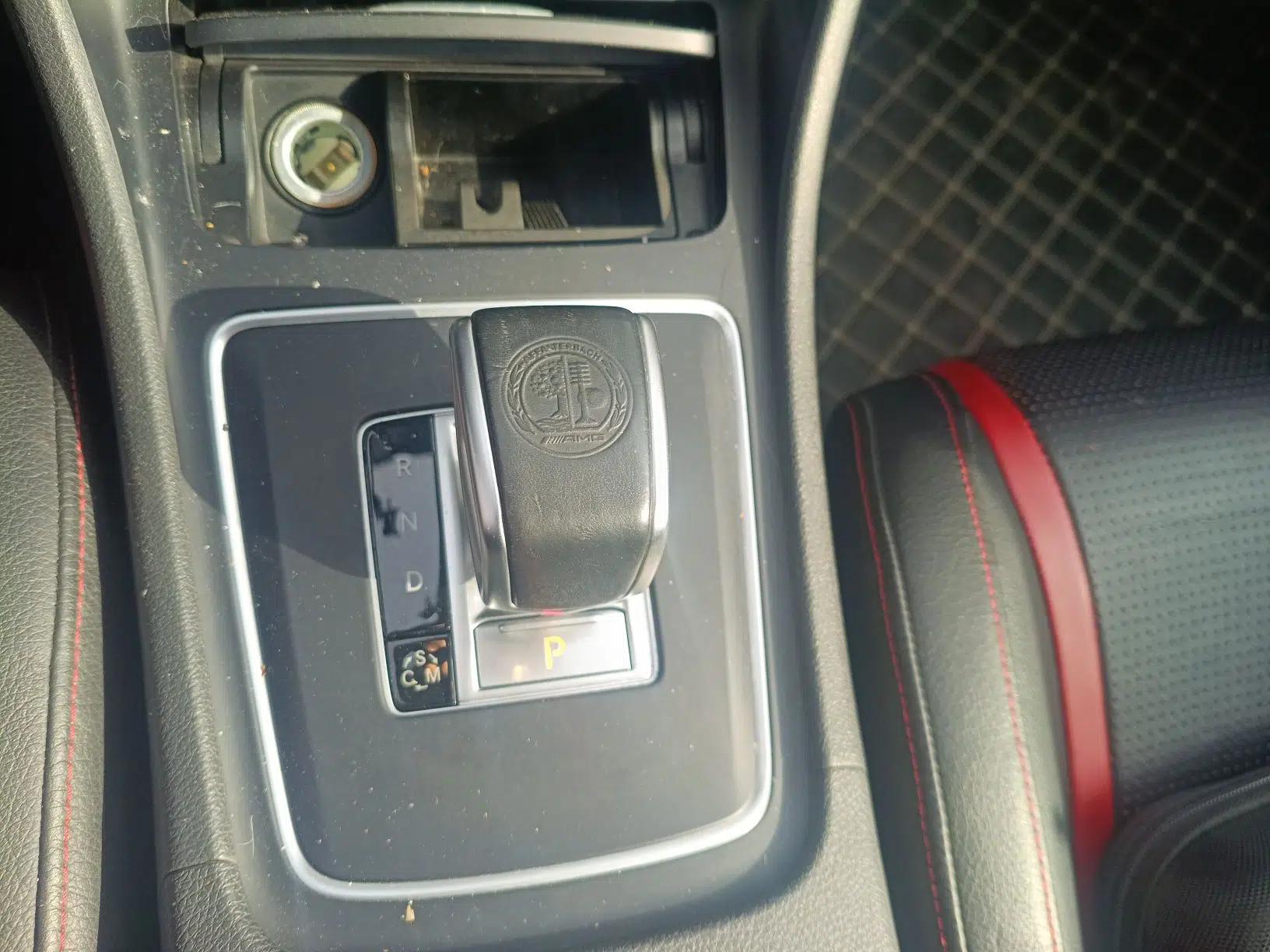 Mercedes-Benz GLA AMG 2015 AMG GLA 45 4MATIC — миниатюра 15