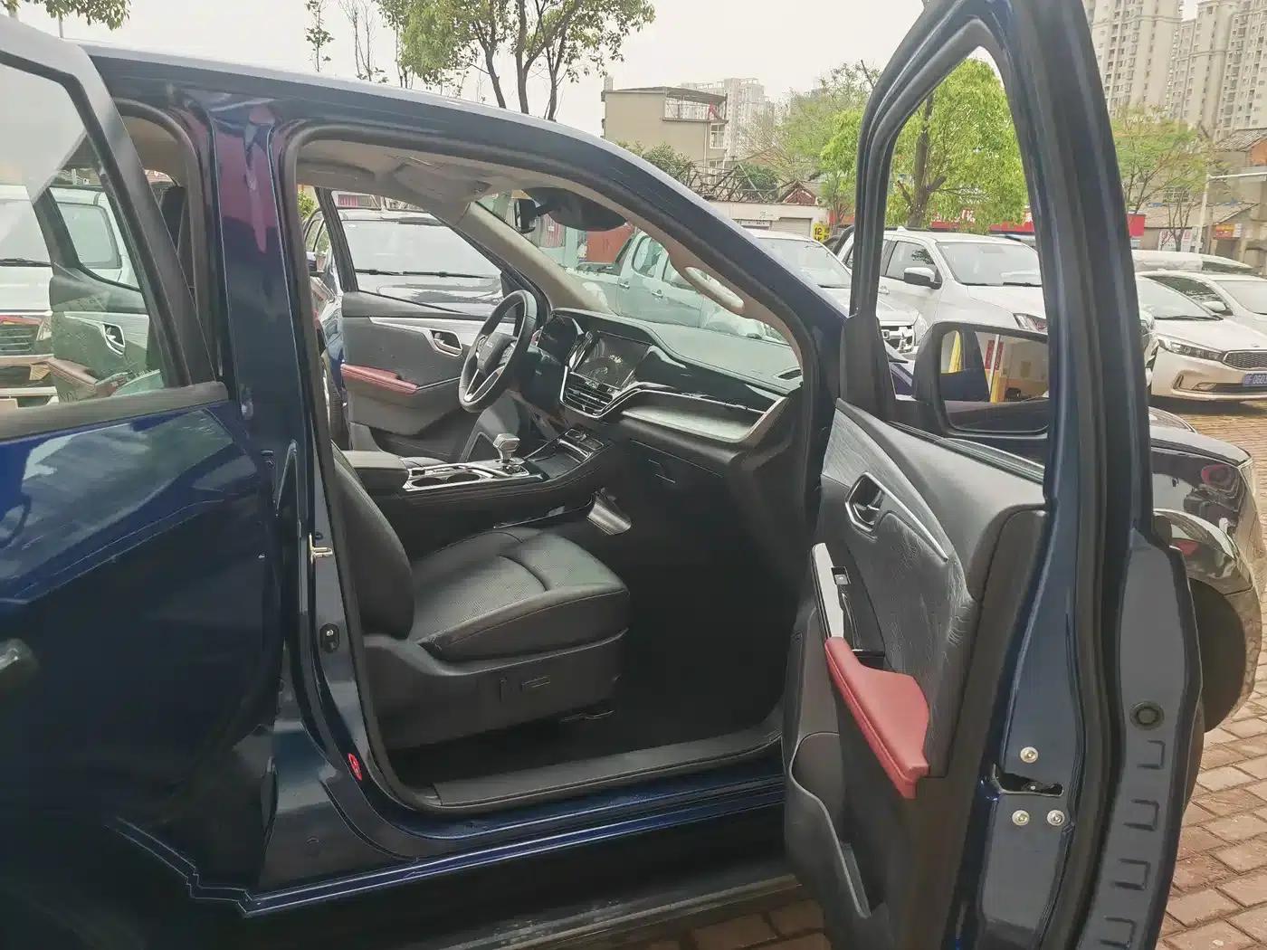 D-MAX 2023 1.9T Automatic 4WD V-CROSS Elite Edition — миниатюра 14