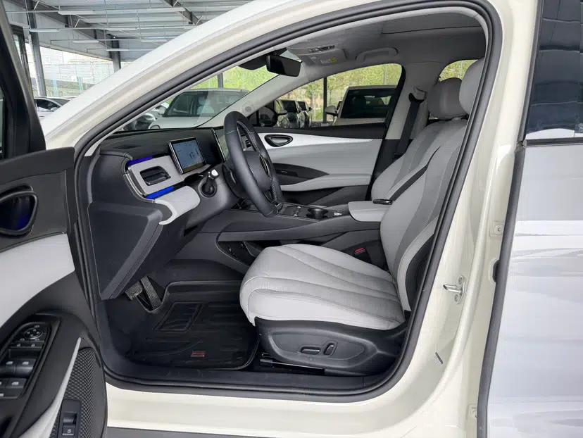 BYD Seal 06 DM-i Touring 2025 DM-i Touring High-End Model — миниатюра 16