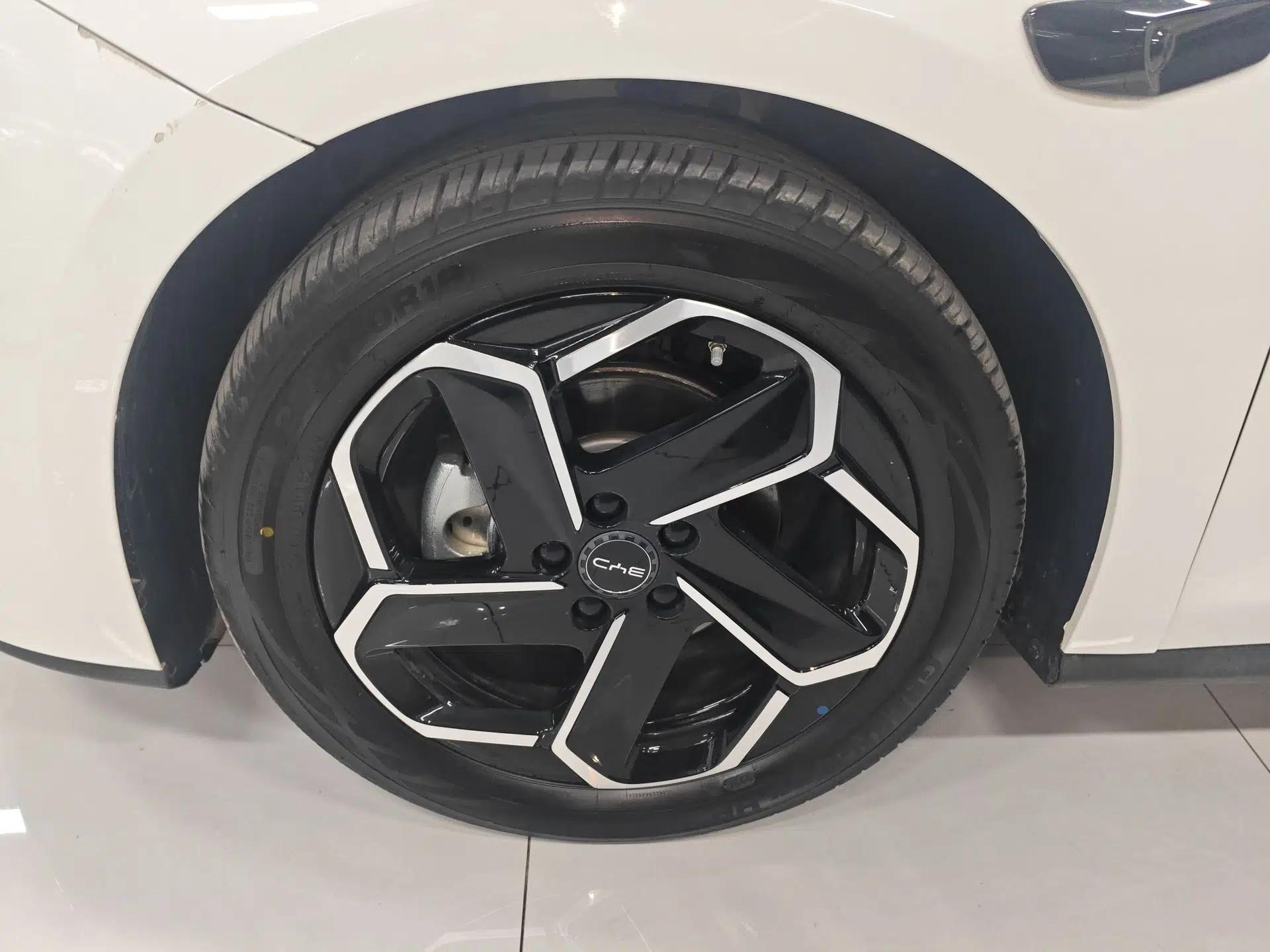 BYD Seal 06 DM-i Touring 2025 DM-i Touring High-End Model — миниатюра 3
