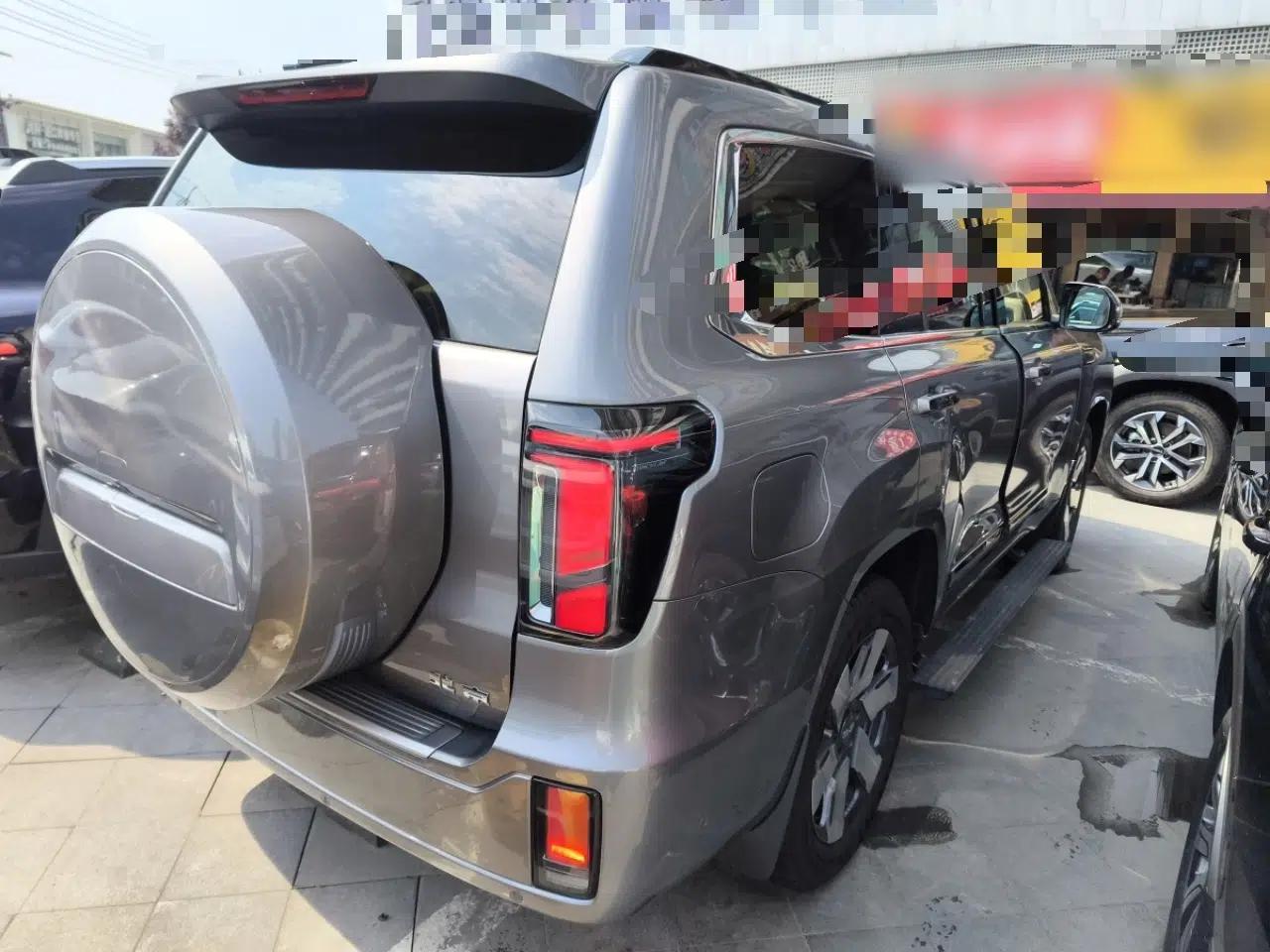 BAIC Off-Road BJ60 Leiting 2024 Magic Electric Drive Advanced Version 5 Seats — миниатюра 6