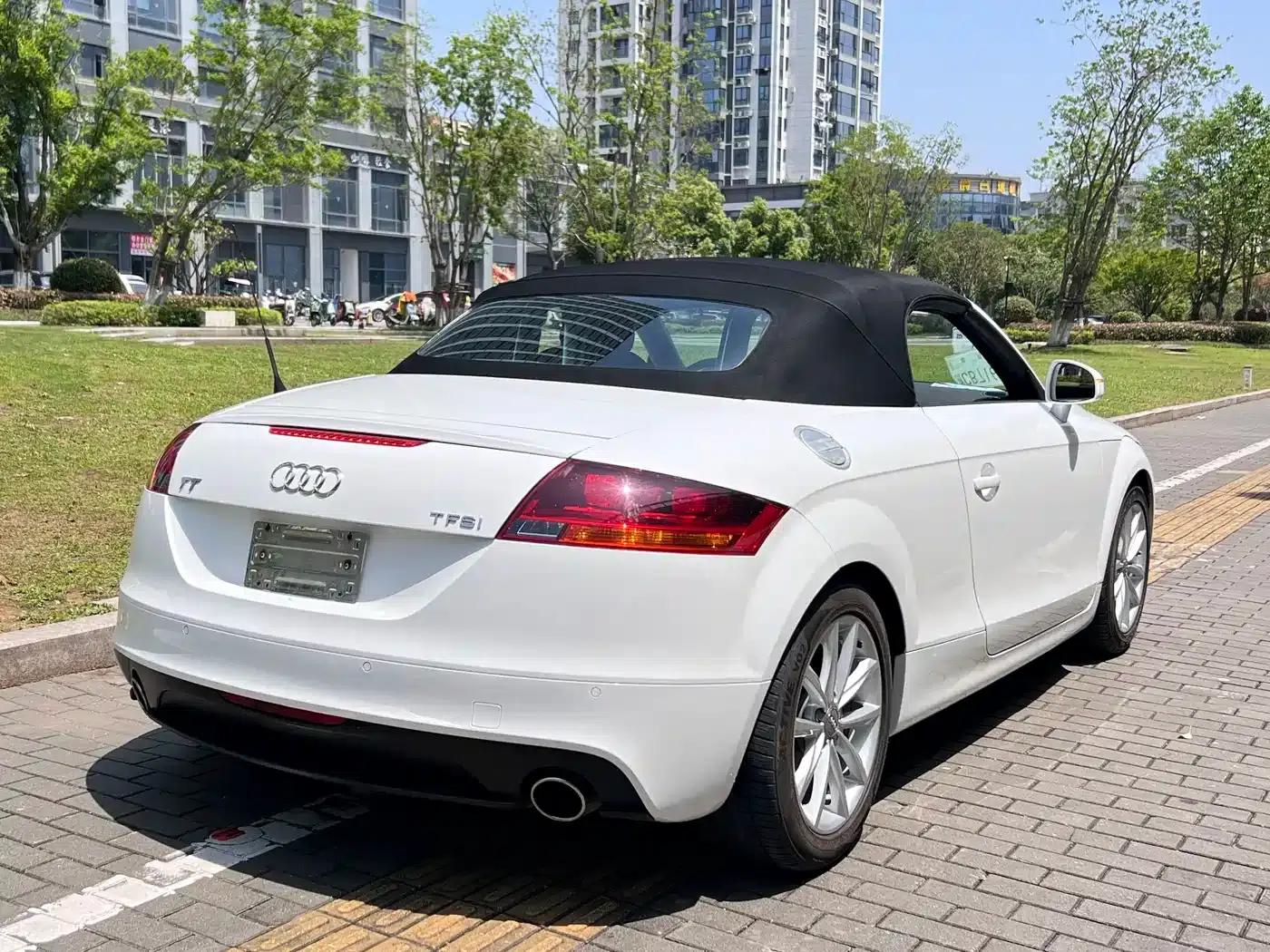 2012 Audi TT Roadster 2.0TFSI Elegant Edition — миниатюра 10