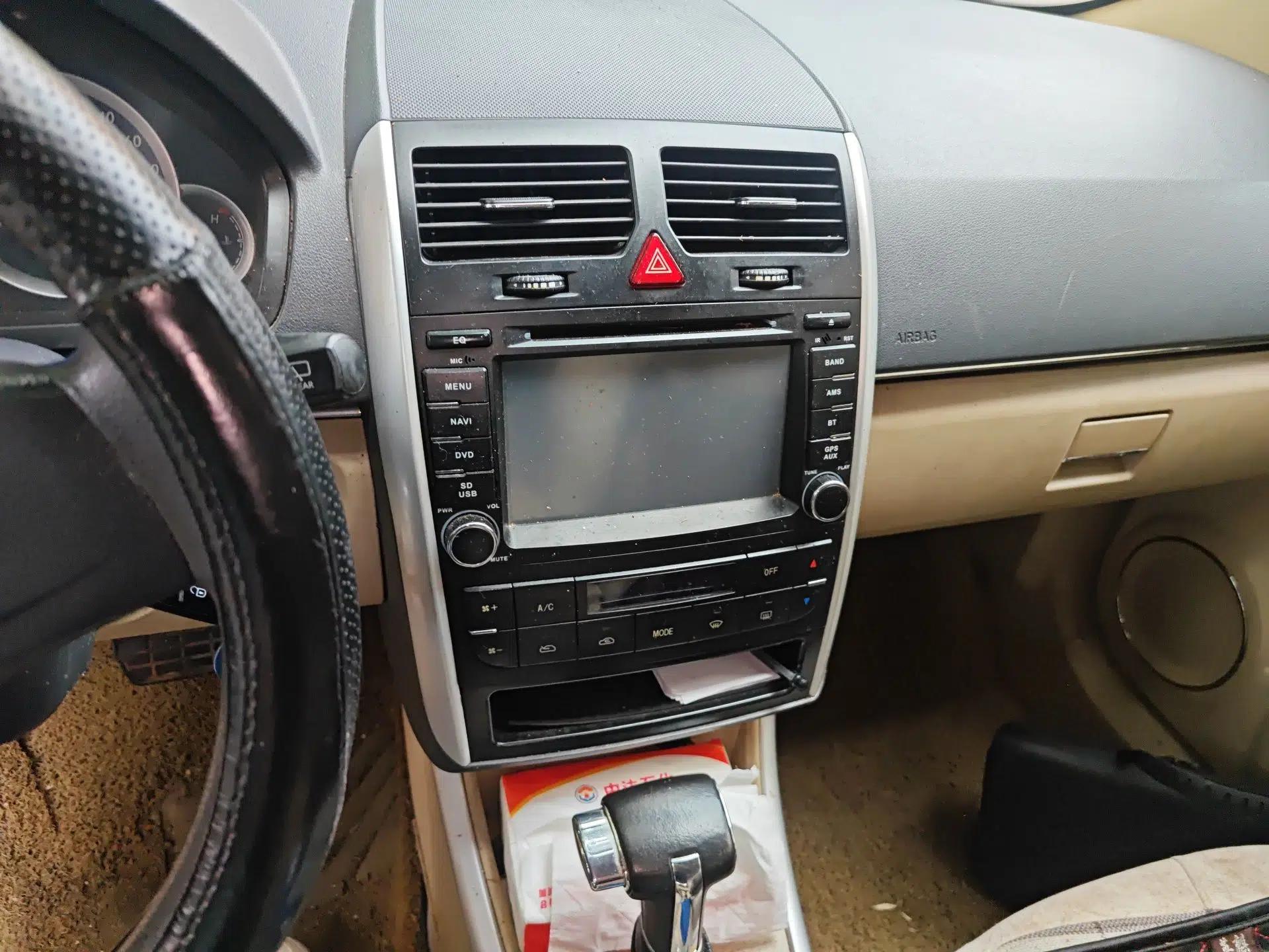 BAIC E Series 2012 Hatchback 1.5L Automatic Leshang Version — миниатюра 14