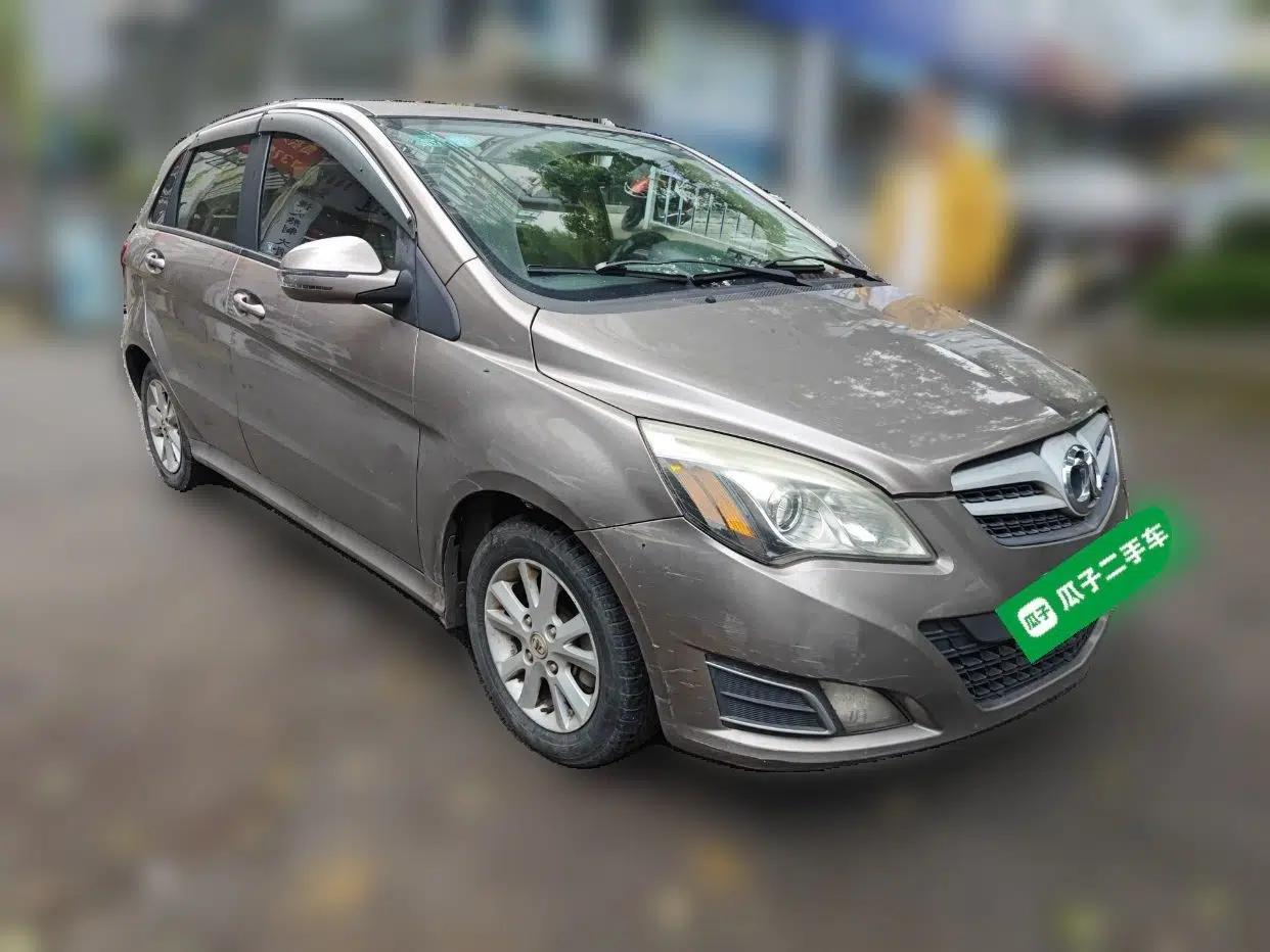 BAIC E Series 2012 Hatchback 1.5L Automatic Leshang Version — миниатюра 3