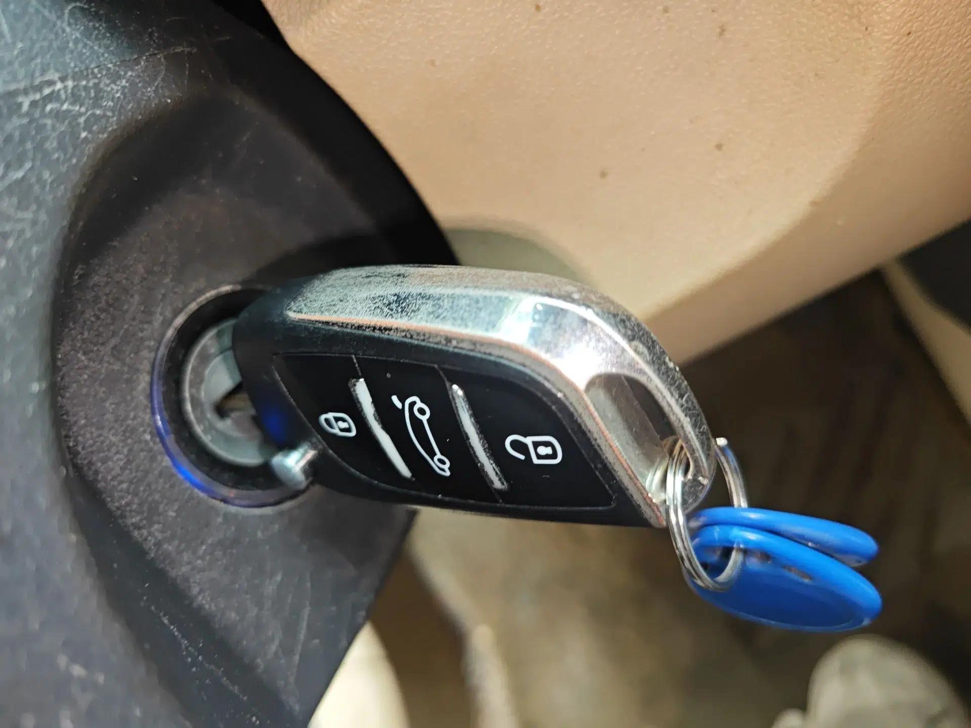 BAIC E Series 2012 Hatchback 1.5L Automatic Leshang Version — миниатюра 9
