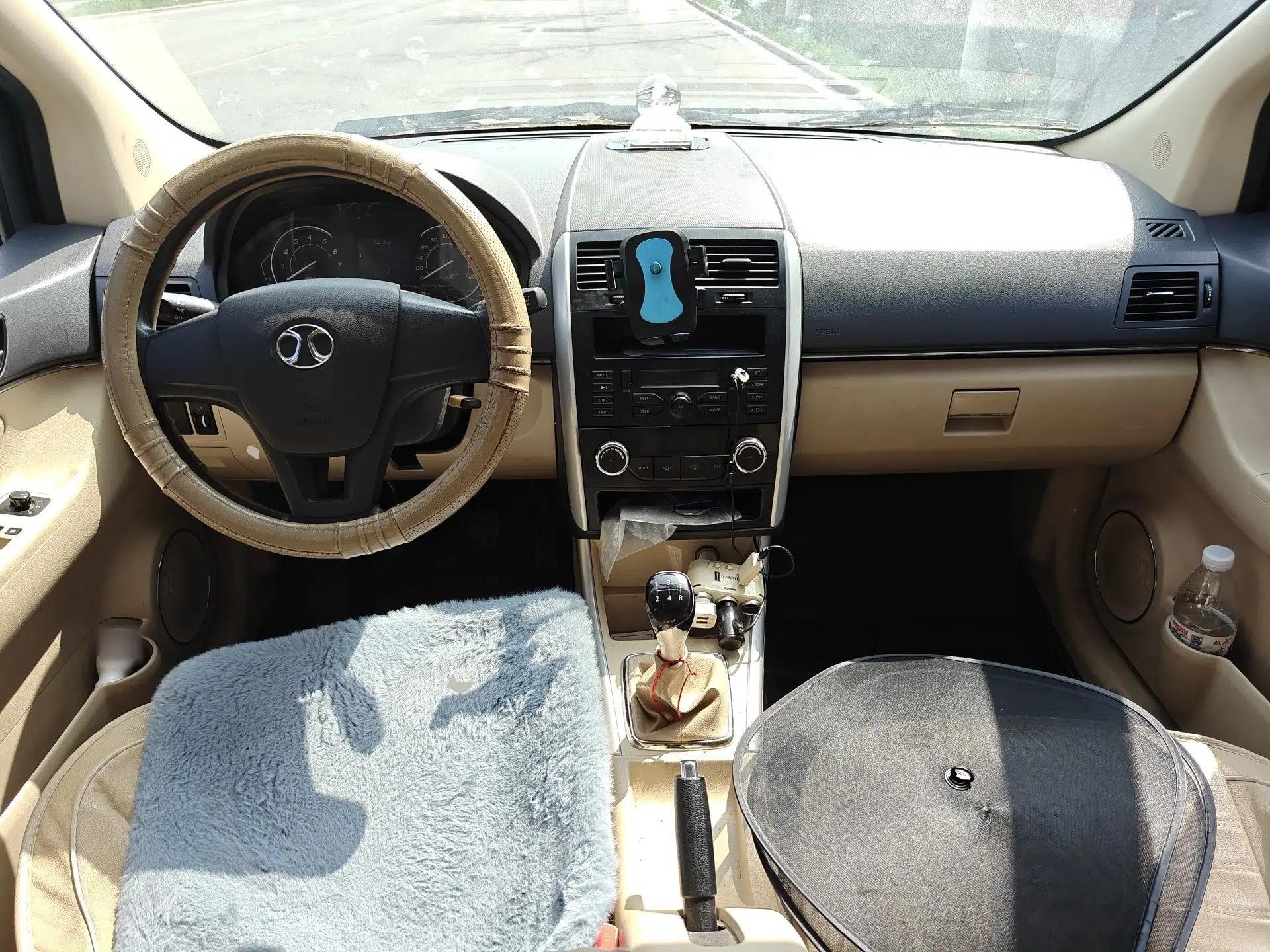BAIC Senova D20 2015 Hatchback 1.5L Manual Lotte Edition — миниатюра 10