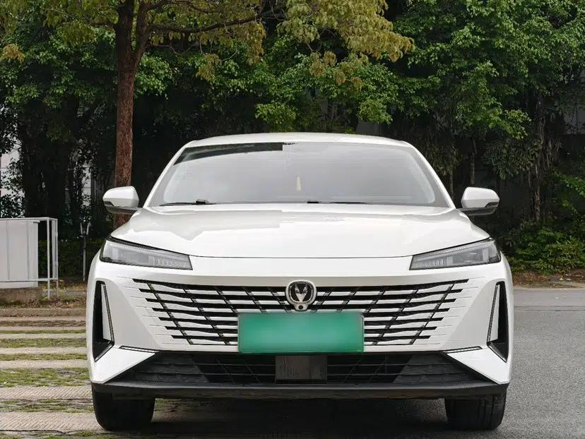 CHANGAN Eado PHEV 2025 Smart New Blue Whale 145KM High-Energy Edition — миниатюра 3