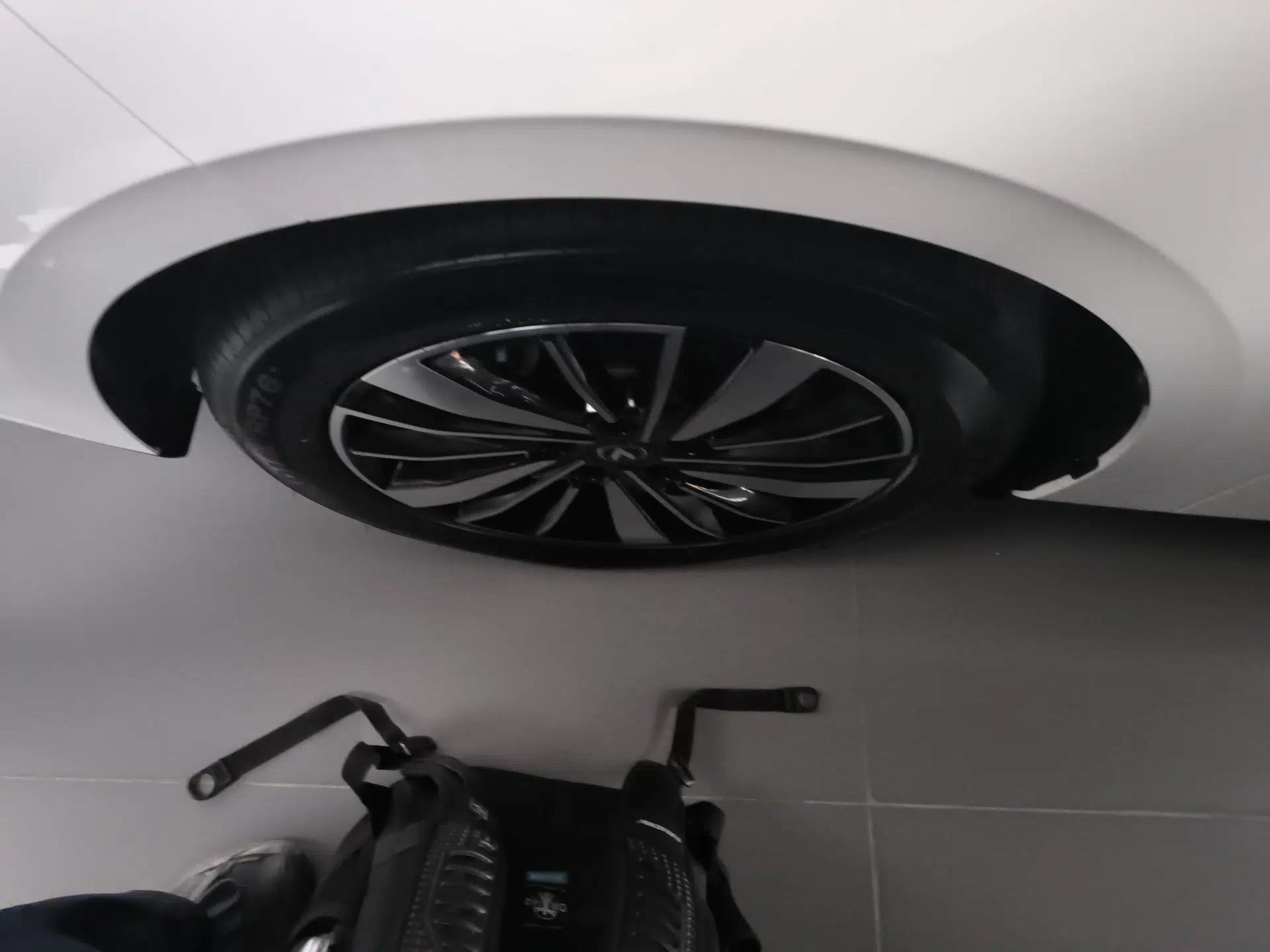 CHANGAN Eado PHEV 2025 Smart New Blue Whale 145KM Battleship Edition — миниатюра 8