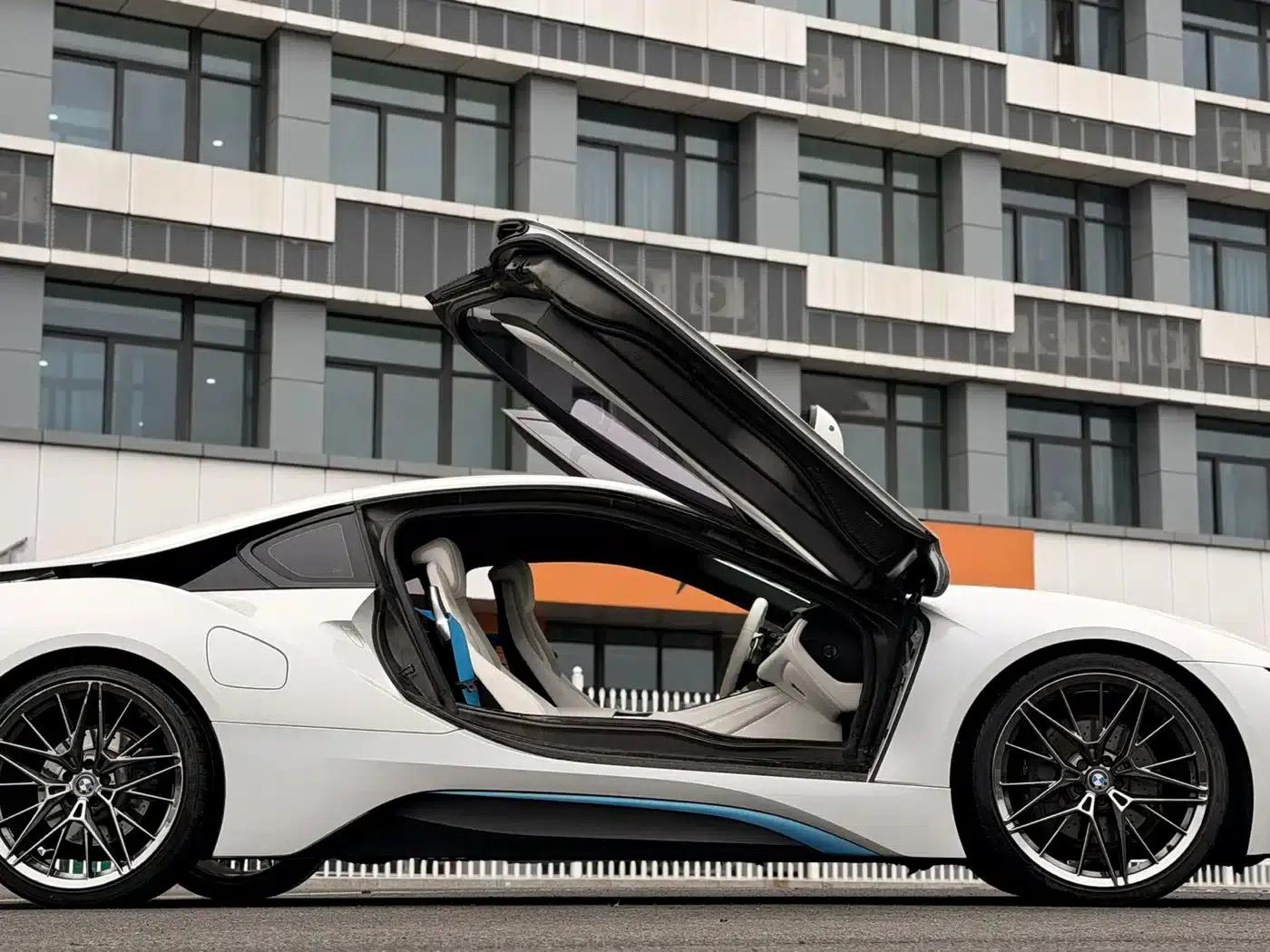 BMW i8 2014 Standard Edition — миниатюра 4