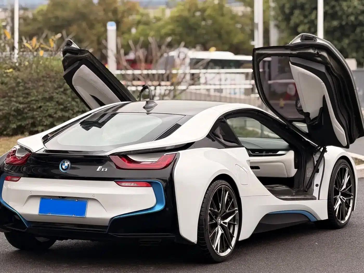 BMW i8 2014 Standard Edition — миниатюра 6