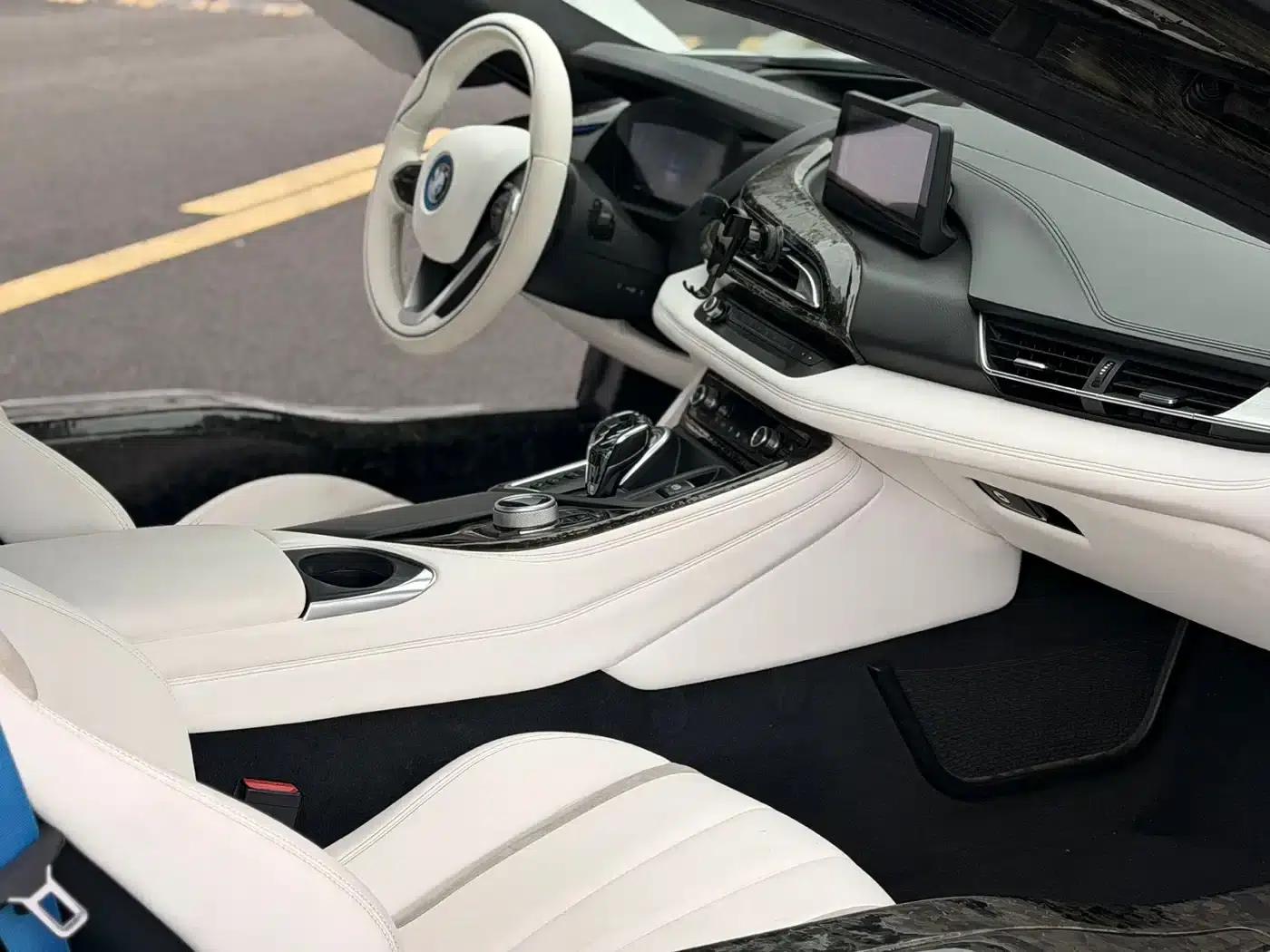 BMW i8 2014 Standard Edition — миниатюра 8