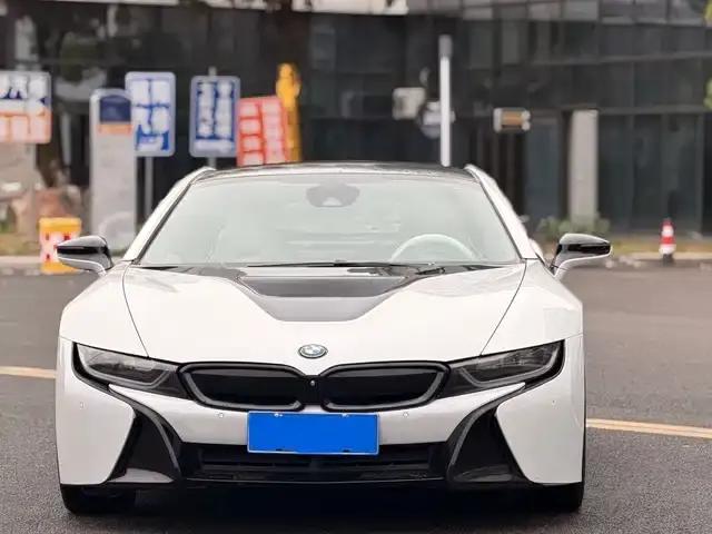 BMW i8 2014 Standard Edition
