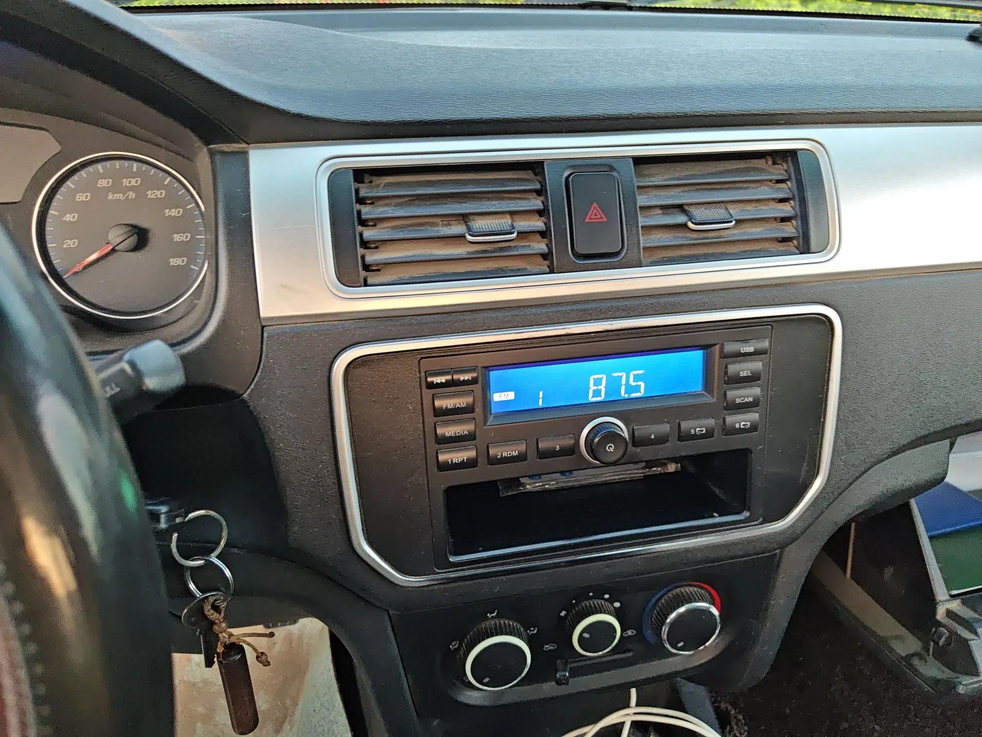 CHANGAN KAICHENG Shenqi F30 2016 1.5L Standard Long-Wheelbase DAM15L — миниатюра 14