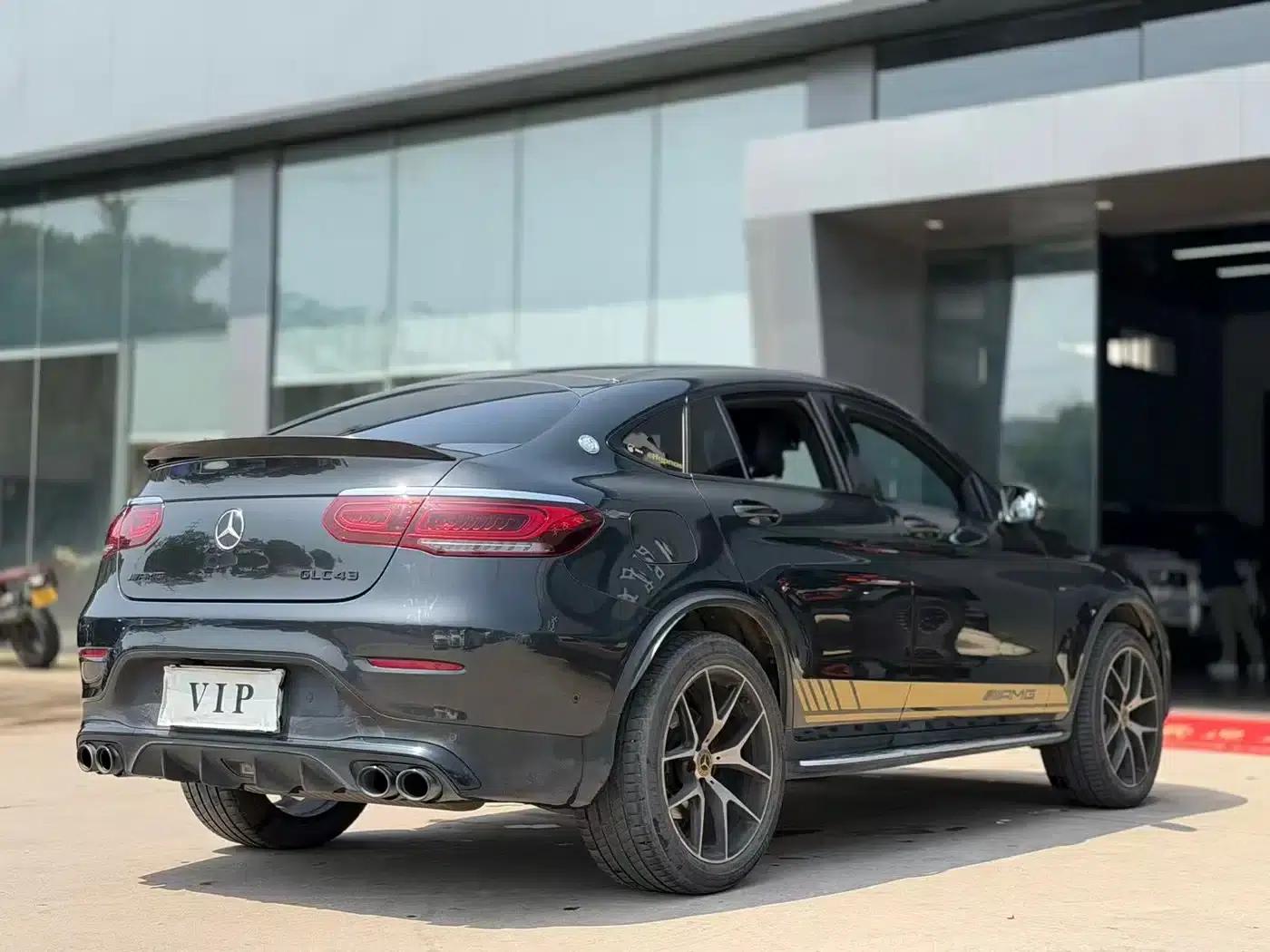Mercedes-Benz GLC Coupe AMG 2020 AMG GLC 43 4MATIC Coupe SUV — миниатюра 6