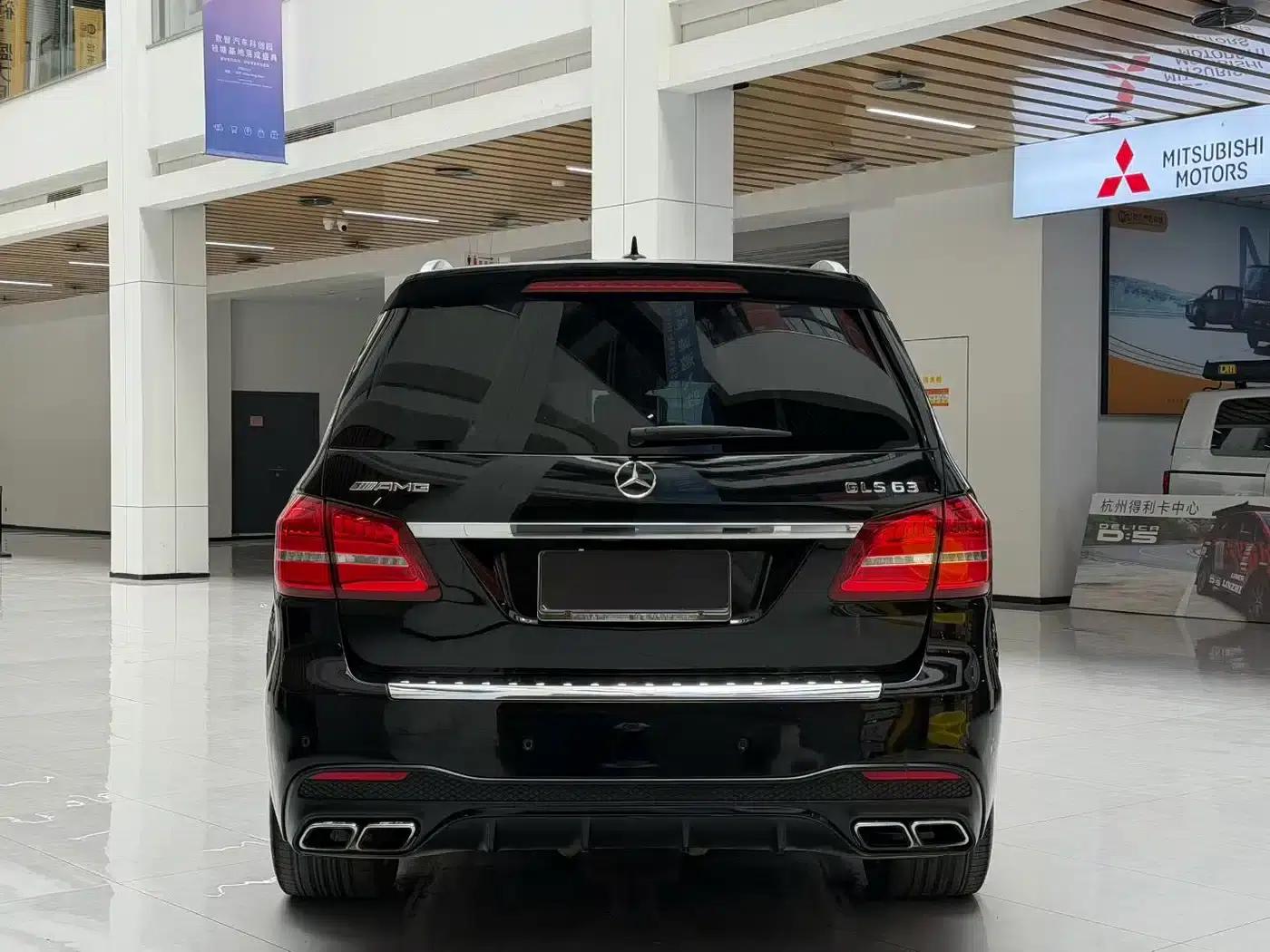 2016 Mercedes-Benz GLS AMG 63 4MATIC — миниатюра 3