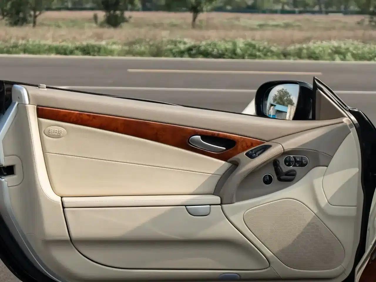 Mercedes-Benz SL-Class 2010 SL 500 — миниатюра 9