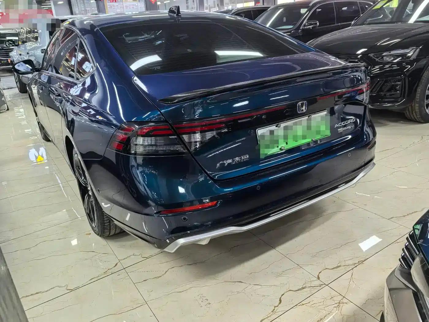 Accord PHEV 2023 2.0L e:PHEV Flagship Edition — миниатюра 4