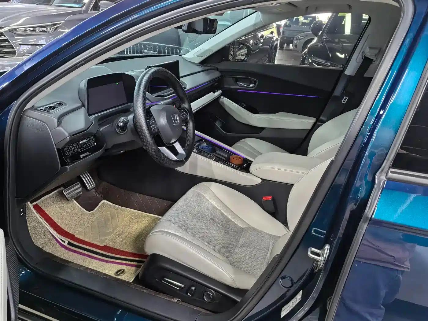 Accord PHEV 2023 2.0L e:PHEV Flagship Edition — миниатюра 7