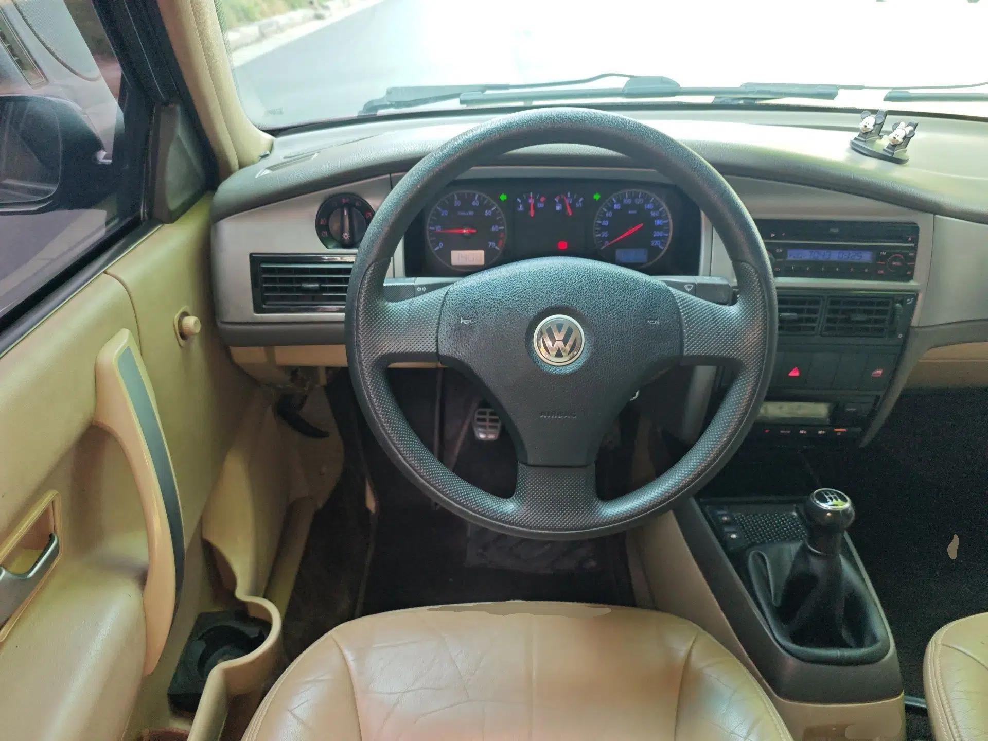 Volkswagen Santana Vista 2008 1.8L Manual Comfort Edition — миниатюра 11