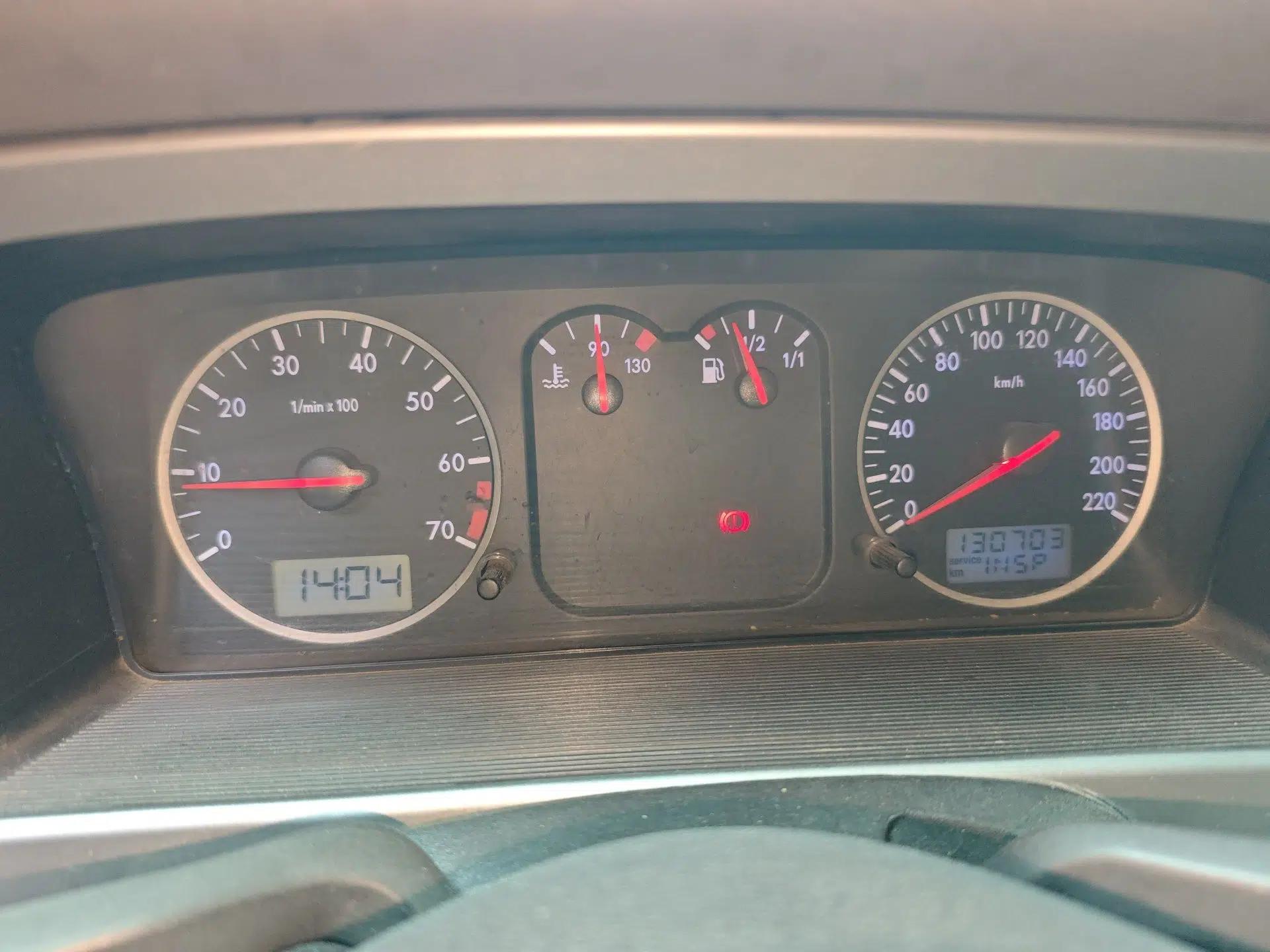 Volkswagen Santana Vista 2008 1.8L Manual Comfort Edition — миниатюра 12