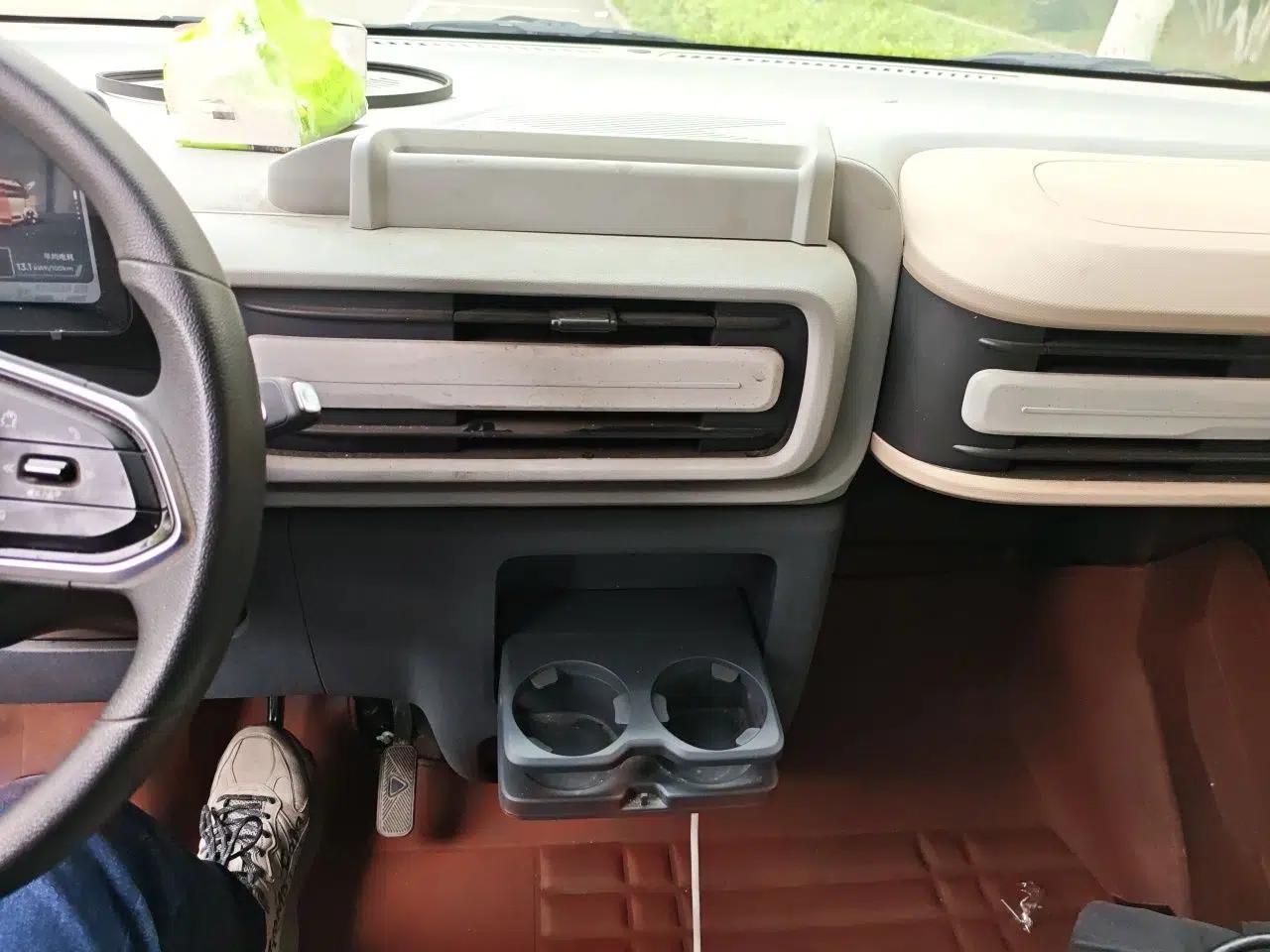 SAIC MAXUS Dana V1 2024 V1 Long Wheelbase High Roof (51 kWh) — миниатюра 14