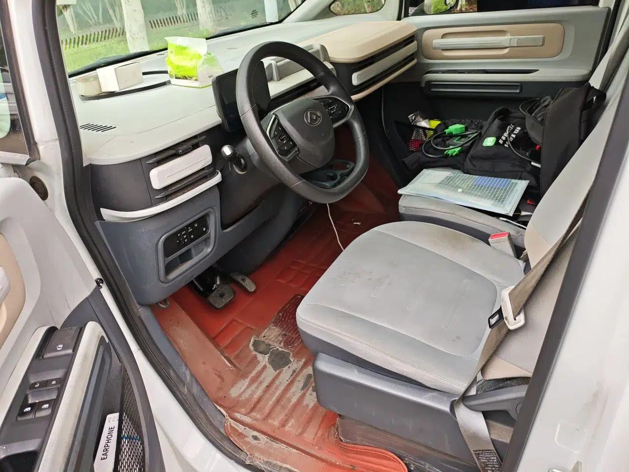 SAIC MAXUS Dana V1 2024 V1 Long Wheelbase High Roof (51 kWh) — миниатюра 17