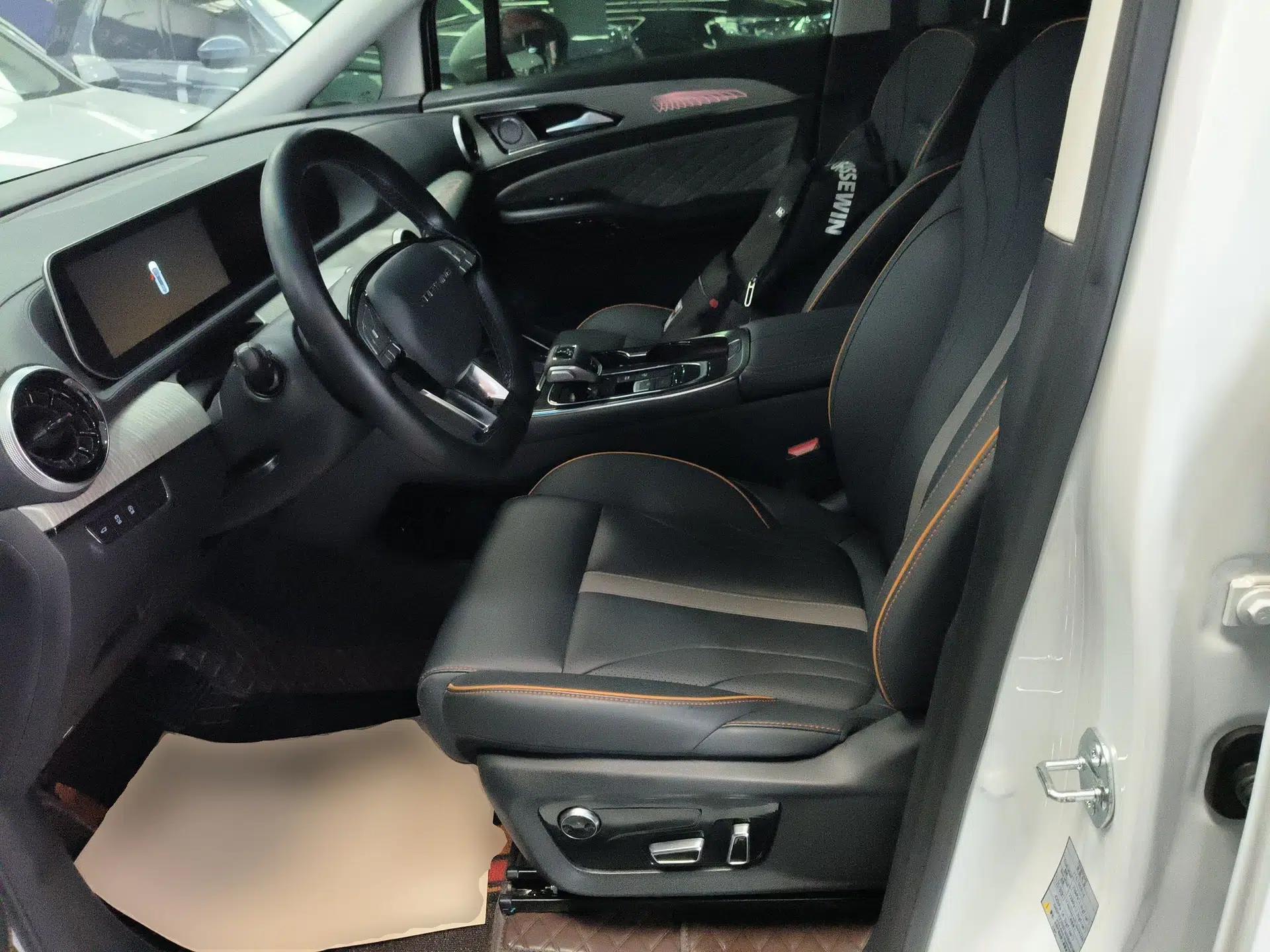 FORTHING Yacht 2024 1.5T DCT Guanhai Edition — миниатюра 18