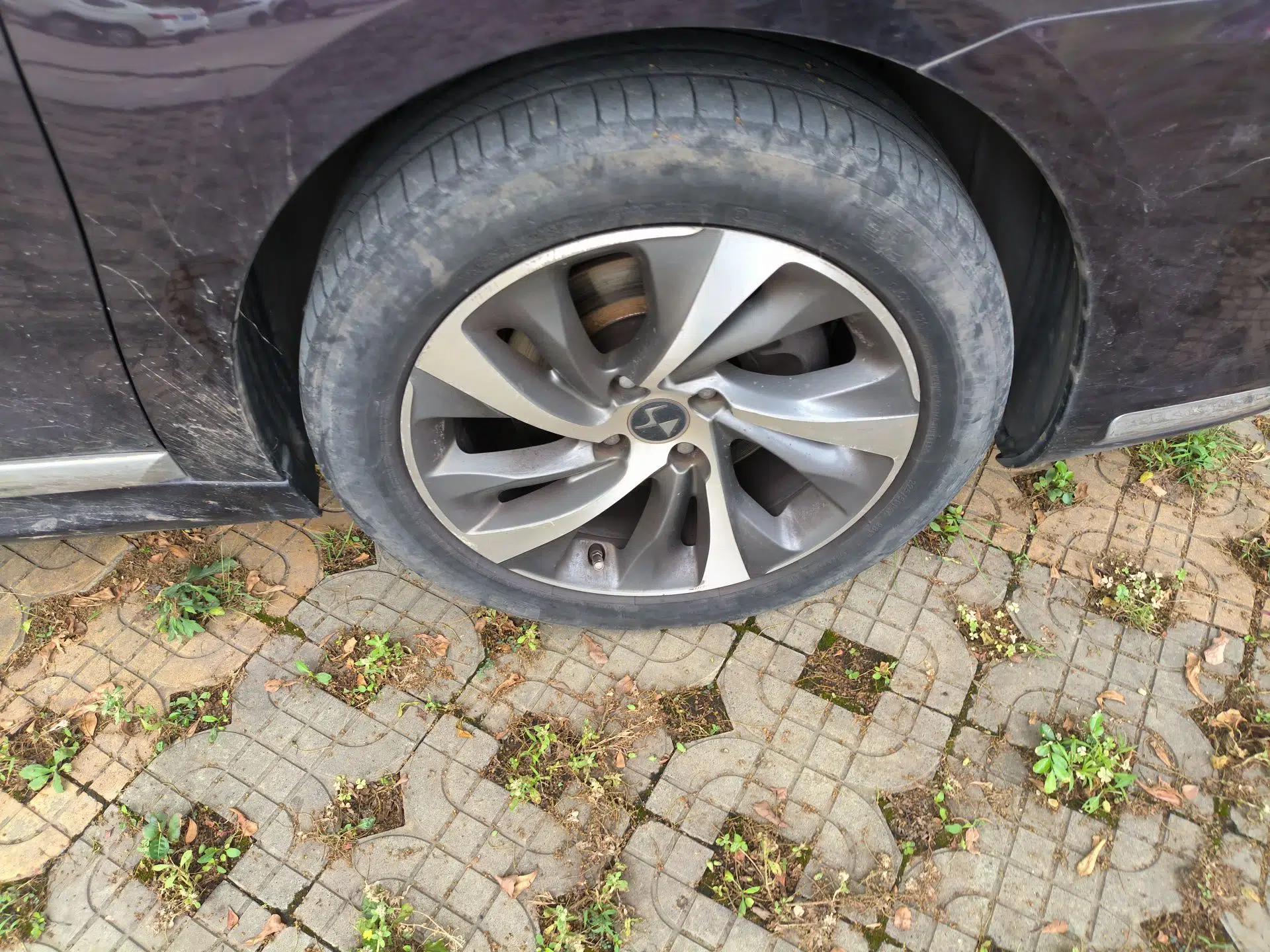 DS 5LS 2014 1.6T Luxury Edition THP160 — миниатюра 8