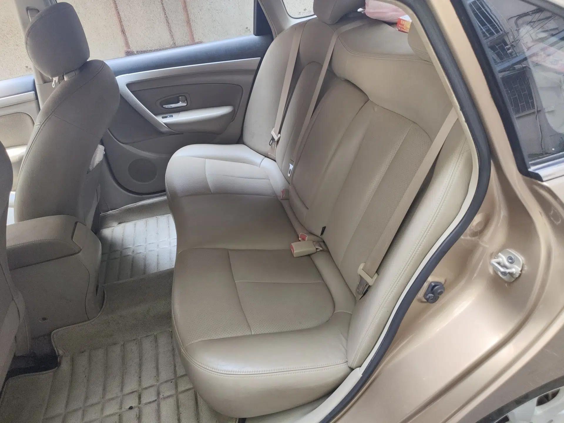 Dongfeng Aeolus A60 2014 1.6L Manual Luxury Model — миниатюра 18