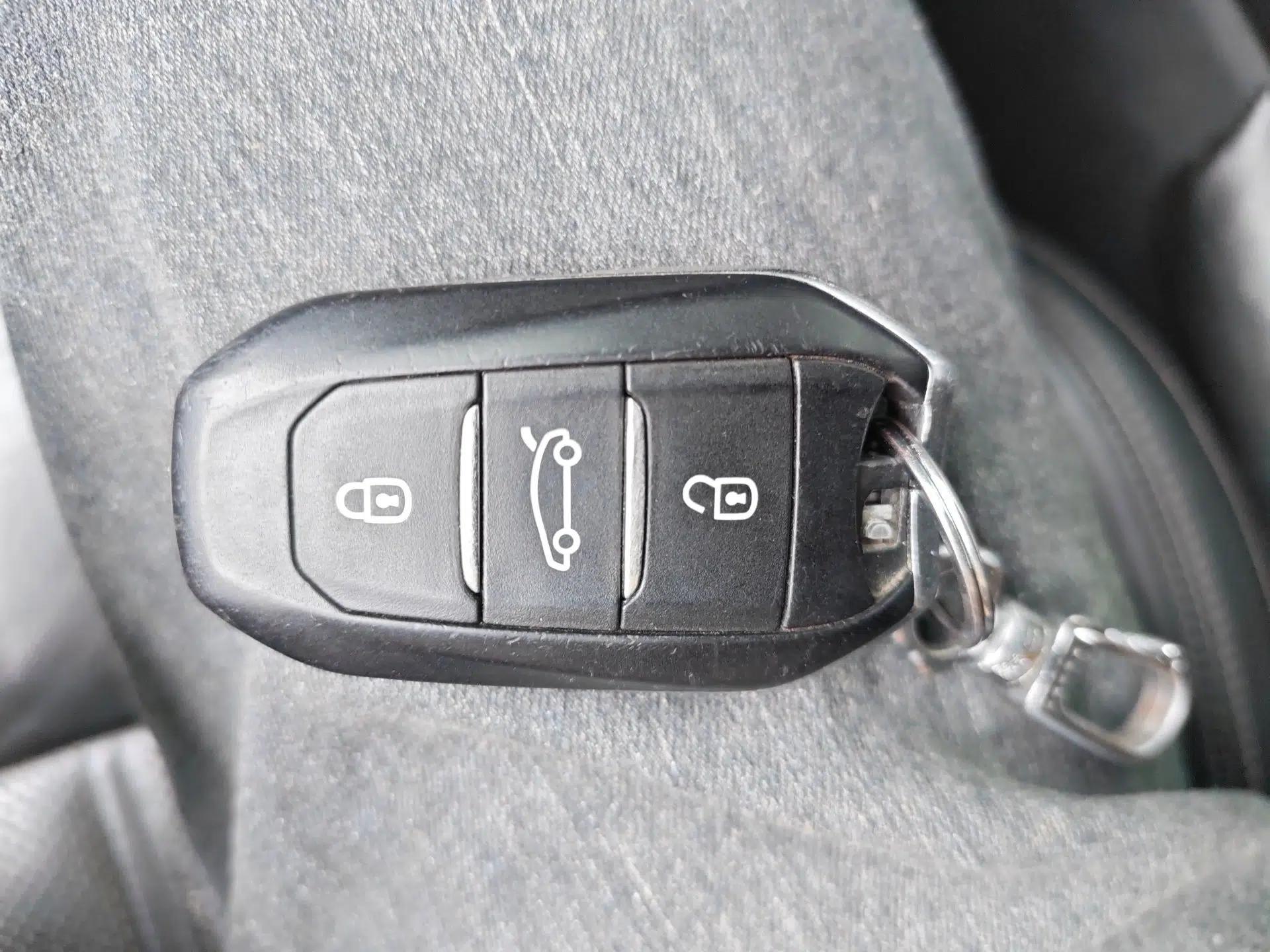 Dongfeng Aeolus A9 2016 1.8T Luxury Model — миниатюра 9