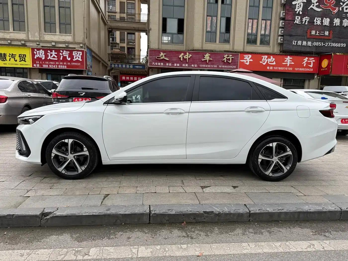 Geely Emgrand L 2022 1.4T CVT Flagship Edition — миниатюра 14