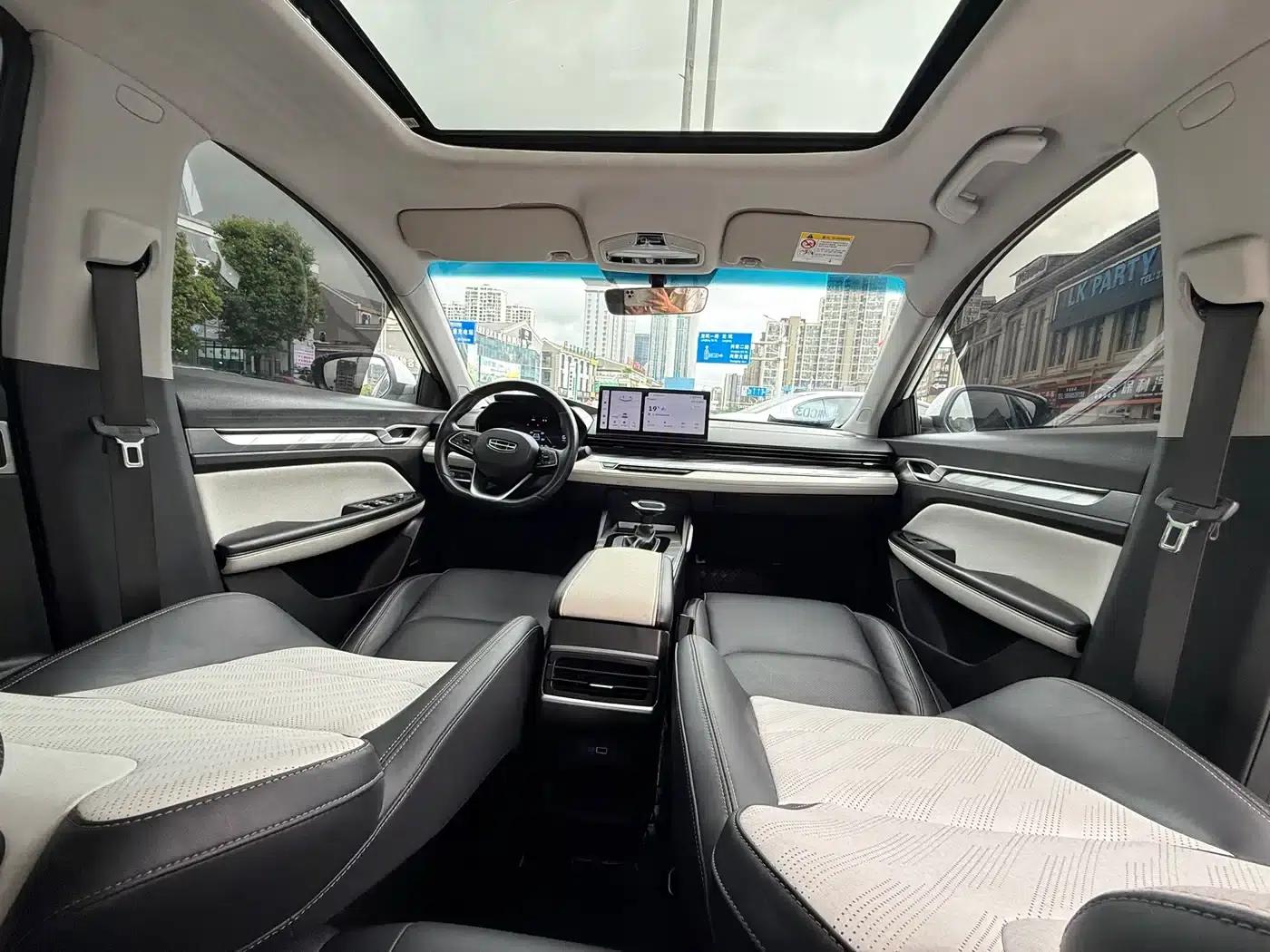 Geely Emgrand L 2022 1.4T CVT Flagship Edition — миниатюра 8