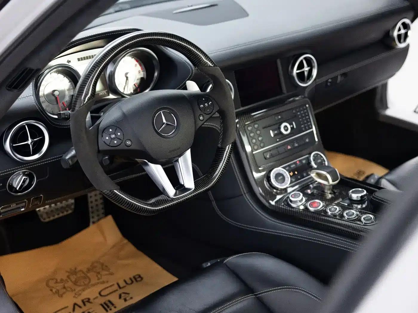 2011 Mercedes-Benz SLS AMG — миниатюра 19