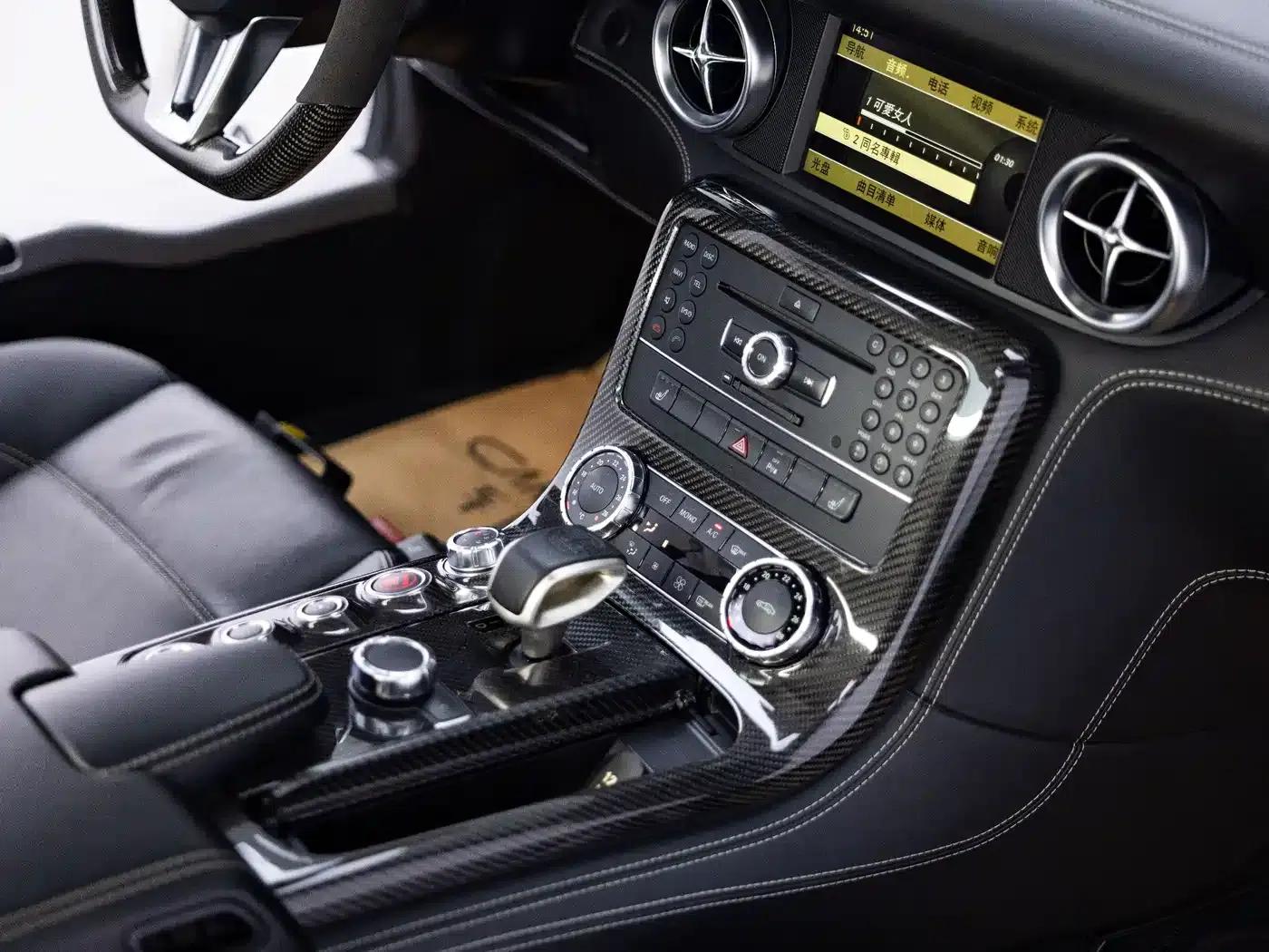 2011 Mercedes-Benz SLS AMG — миниатюра 24