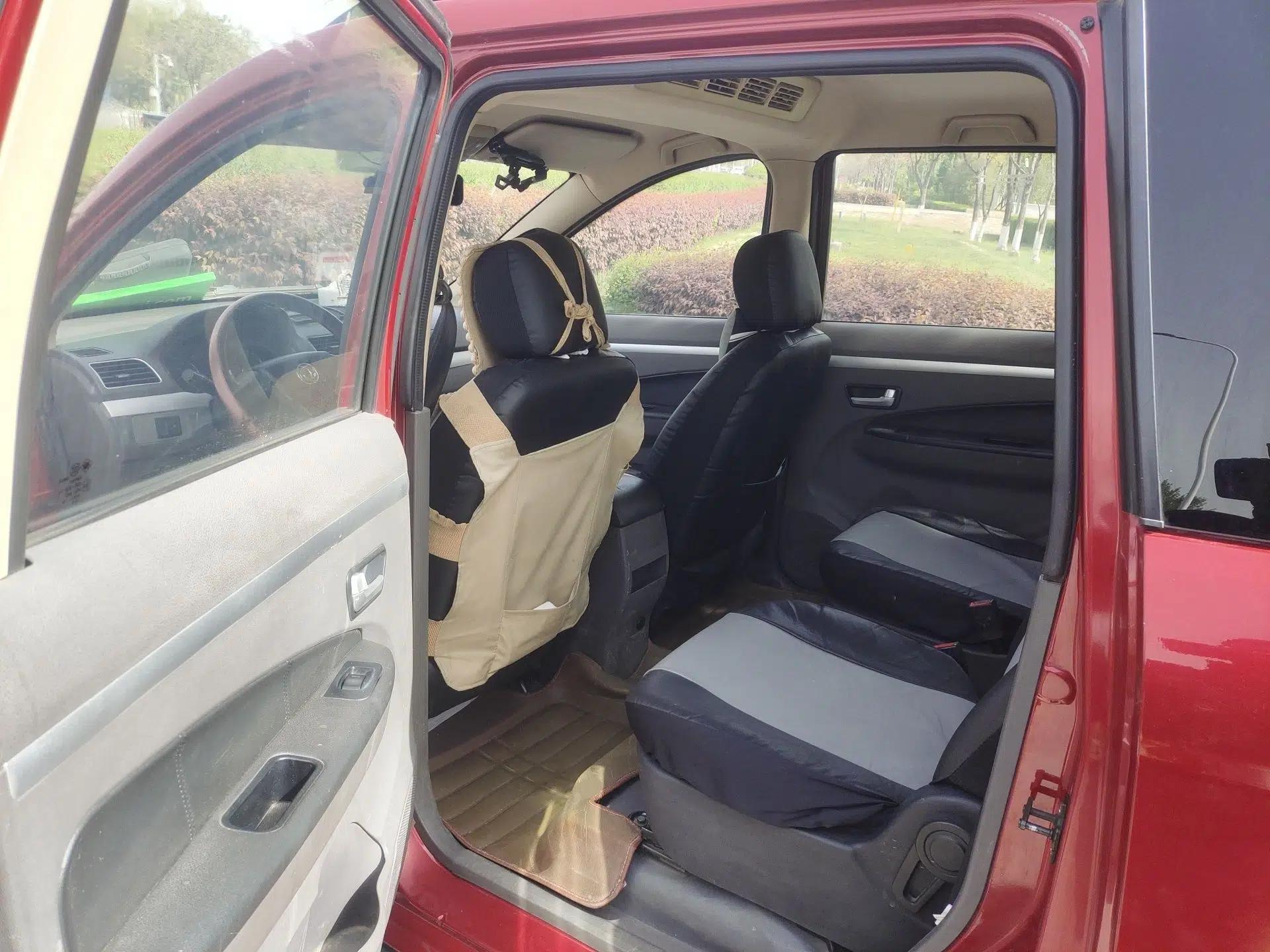 Dongfeng Fengon 360 2015 1.5L Manual Comfort 7-Seater China IV Standard — миниатюра 18