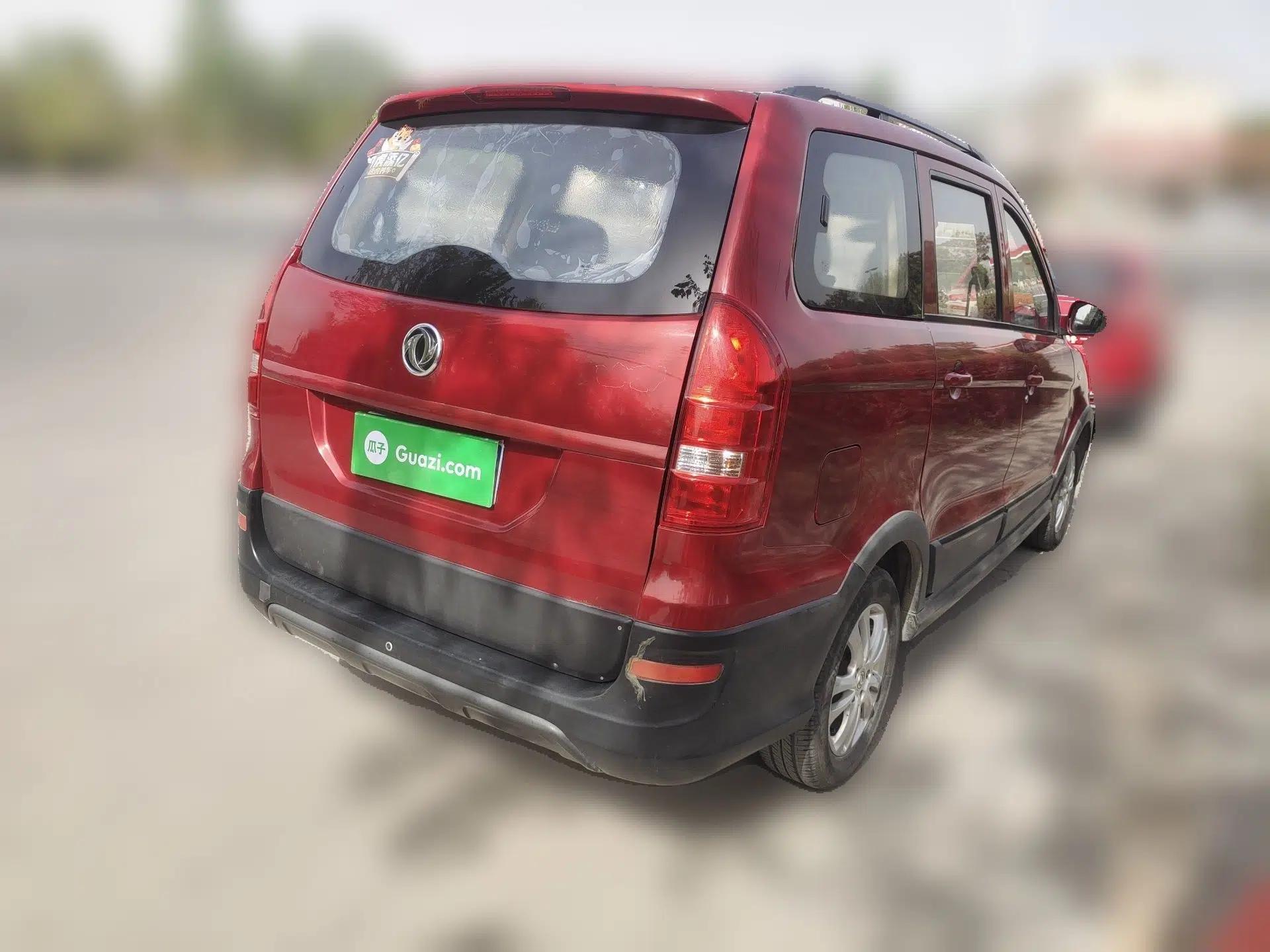 Dongfeng Fengon 360 2015 1.5L Manual Comfort 7-Seater China IV Standard — миниатюра 6