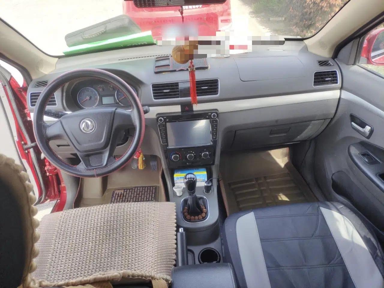 Dongfeng Fengon 360 2015 1.5L Manual Comfort 7-Seater China IV Standard — миниатюра 10