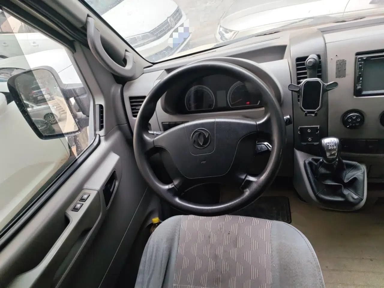 Dongfeng Yufeng 2014 2.5T YuliBao Logistics Vehicle Standard Features Include Short Wheelbase with Mid-Roof ZD25 — миниатюра 11